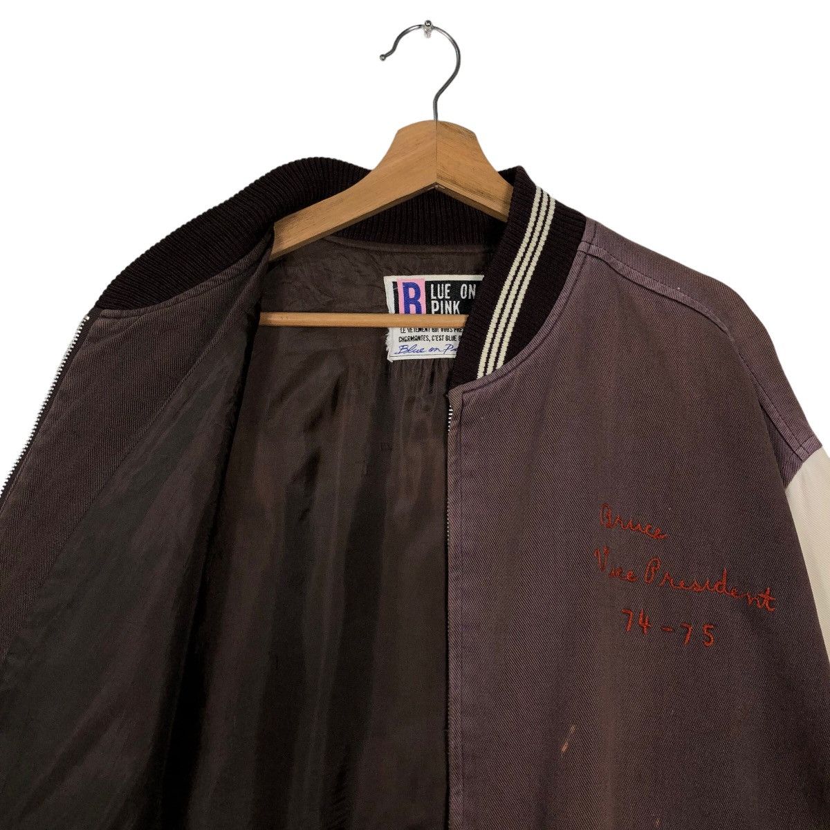 Japanese Brand 🔥90s Vintage Varsity Jacket Blue on Pink Big Logo Spell Out Size US M / EU 48-50 / 2 - 9 Thumbnail