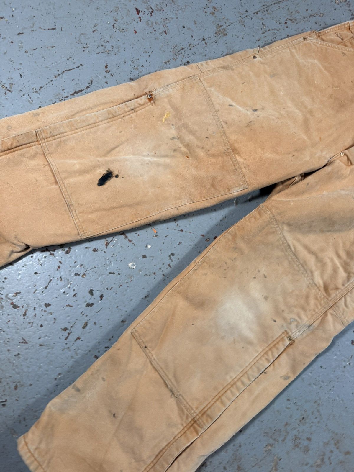 Carhartt Vintage Distressed Thrashed Faded Beige Carhartt Overalls Size US 42 / EU 58 - 2 Thumbnail