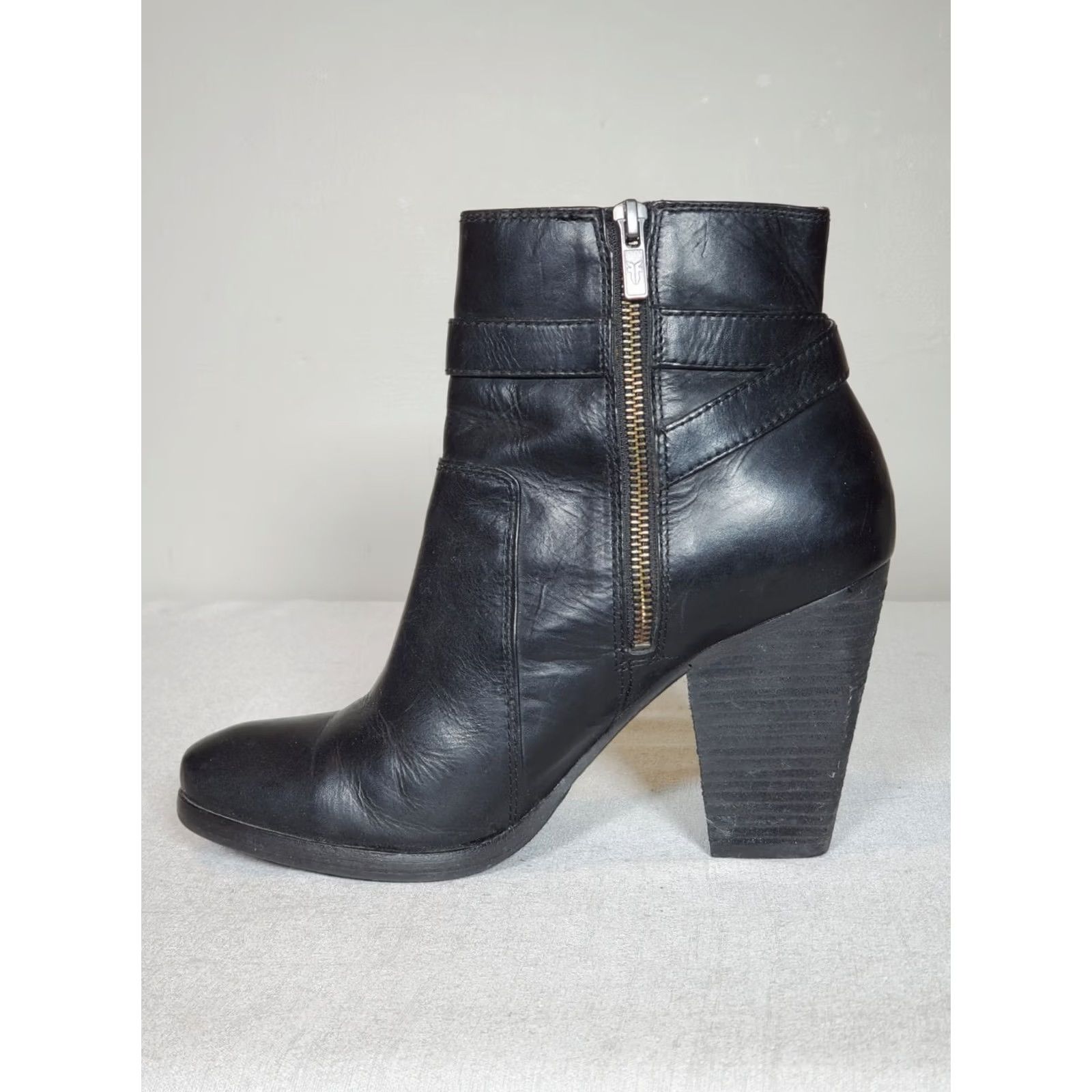 Frye FRYE Patty Riding Bootie Black Leather Zip Ankle Boots 3476983 Women's US 10 M Boots Size US 10 / IT 40 - 3 Thumbnail