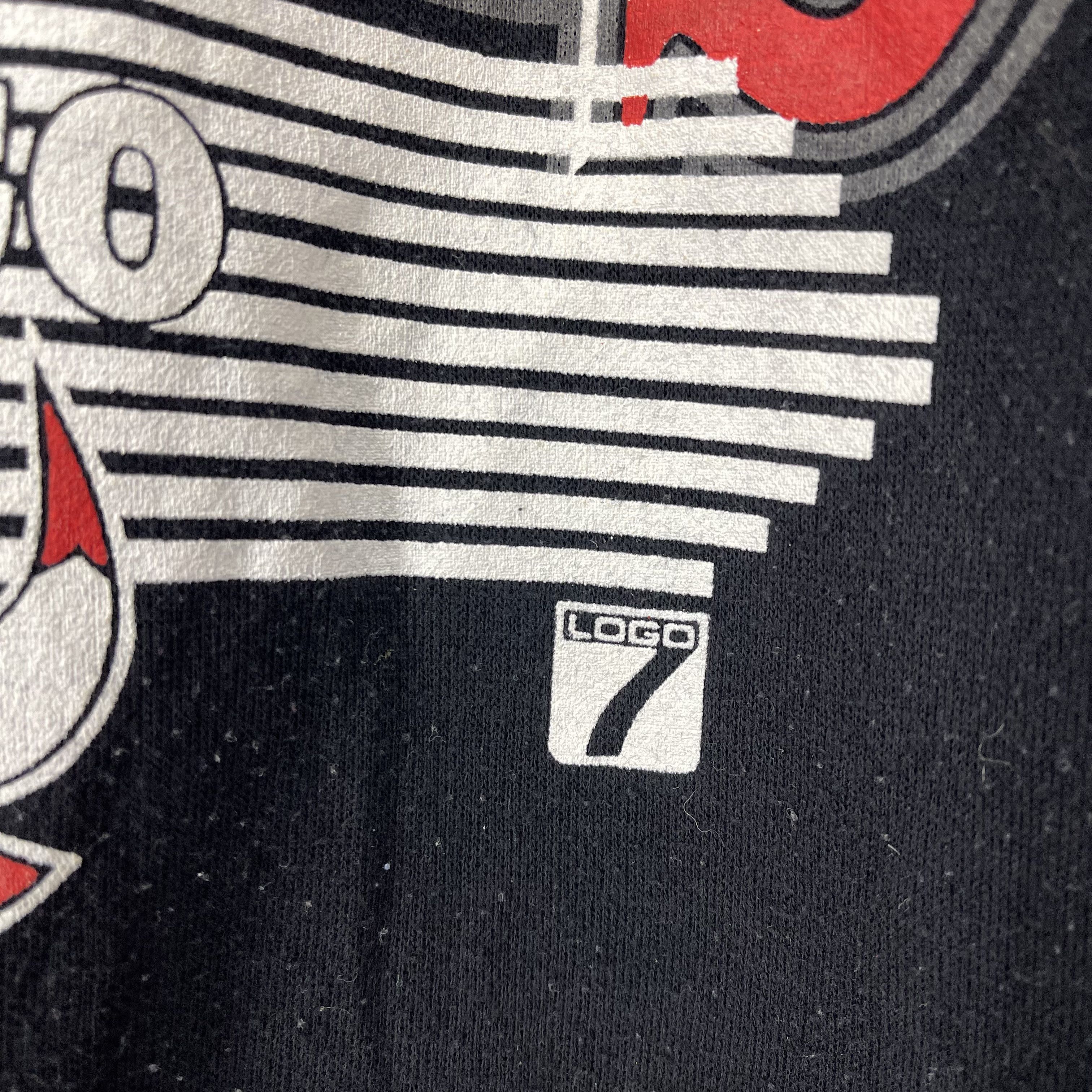 Logo 7 90s Vintage CHICAGO BULLS by COMPETITOR Sweatshirt #1980/13 Size US M / EU 48-50 / 2 - 4 Thumbnail