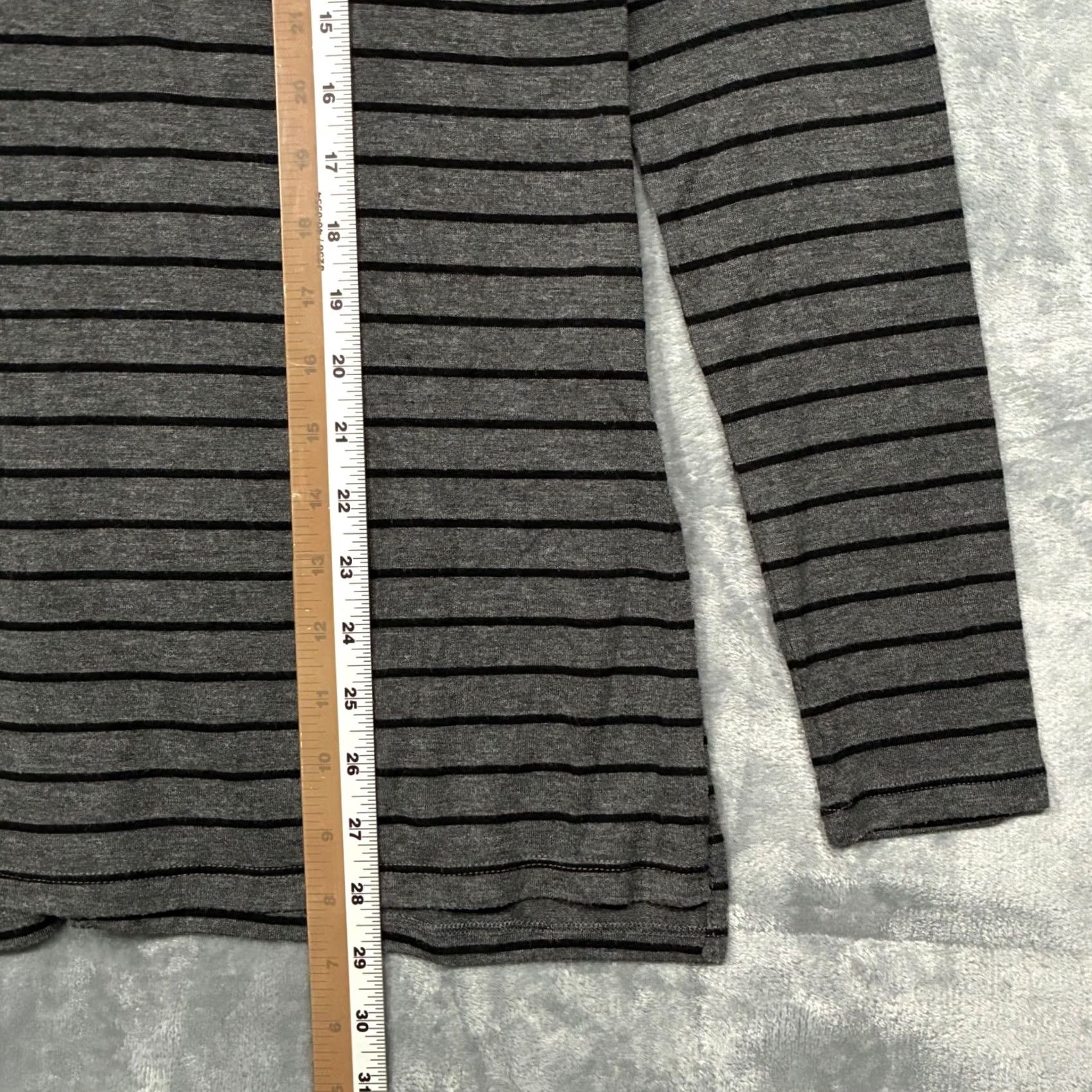 Athleta Athleta Turtleneck Long Sleeve Top Gray Black Size S Size S / US 4 / IT 40 - 8 Thumbnail