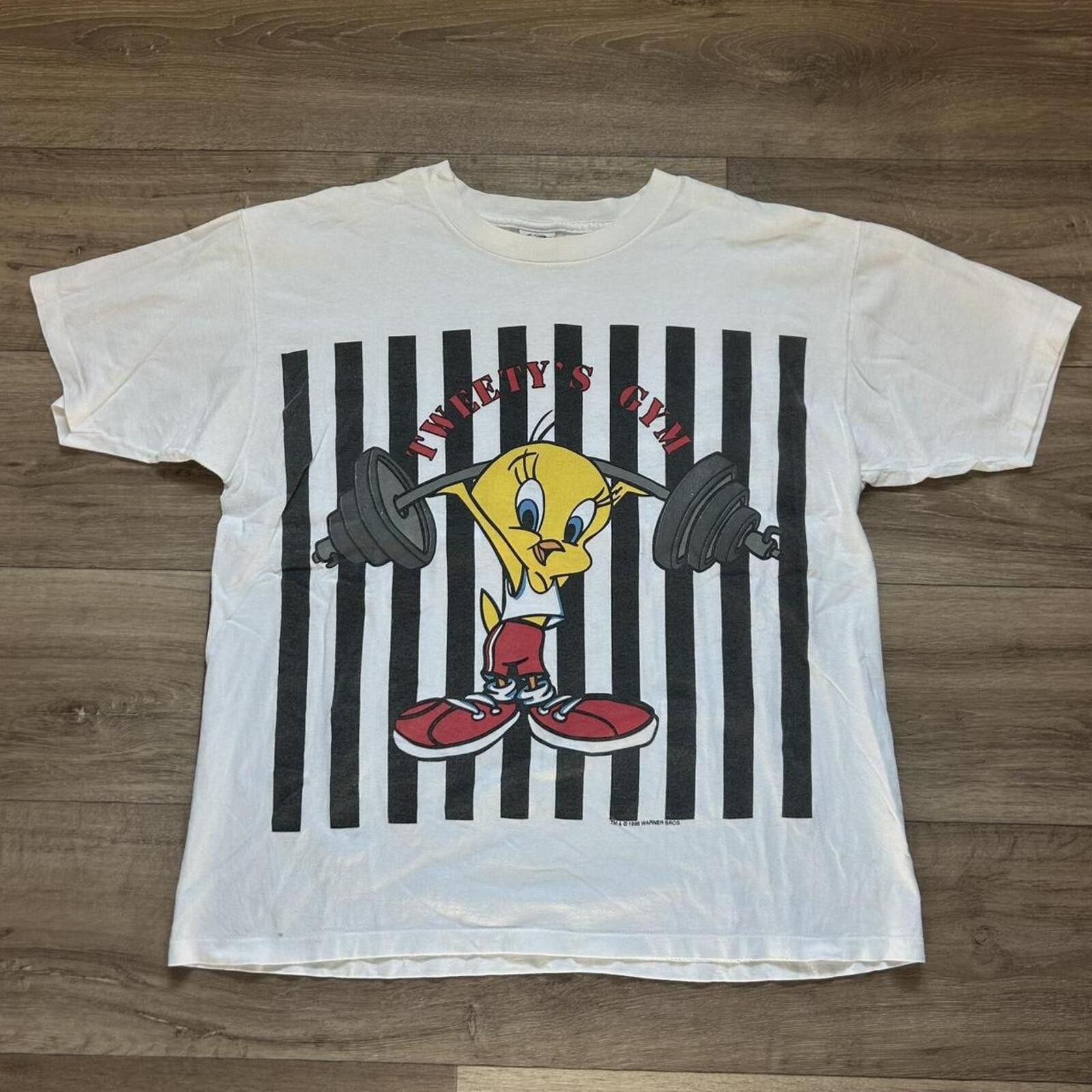 Other Vintage 1996 Looney Tunes Tweety’s Gym t shirt size L Size US L / EU 52-54 / 3 - 1 Thumbnail
