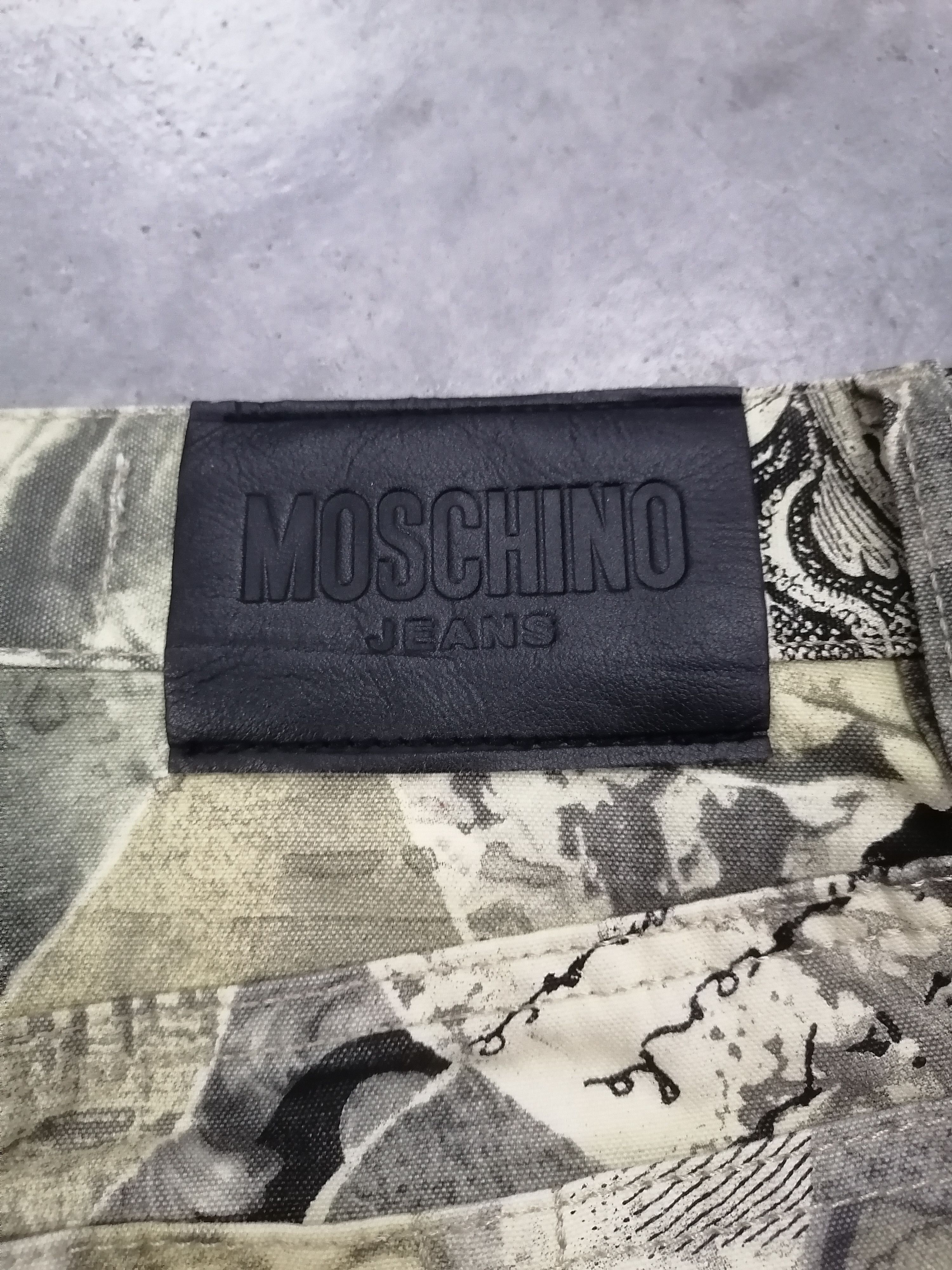 Moschino Vintage 90s Moschino Jeans Collage Print Pants Archive Italy Size US 29 - 11 Thumbnail