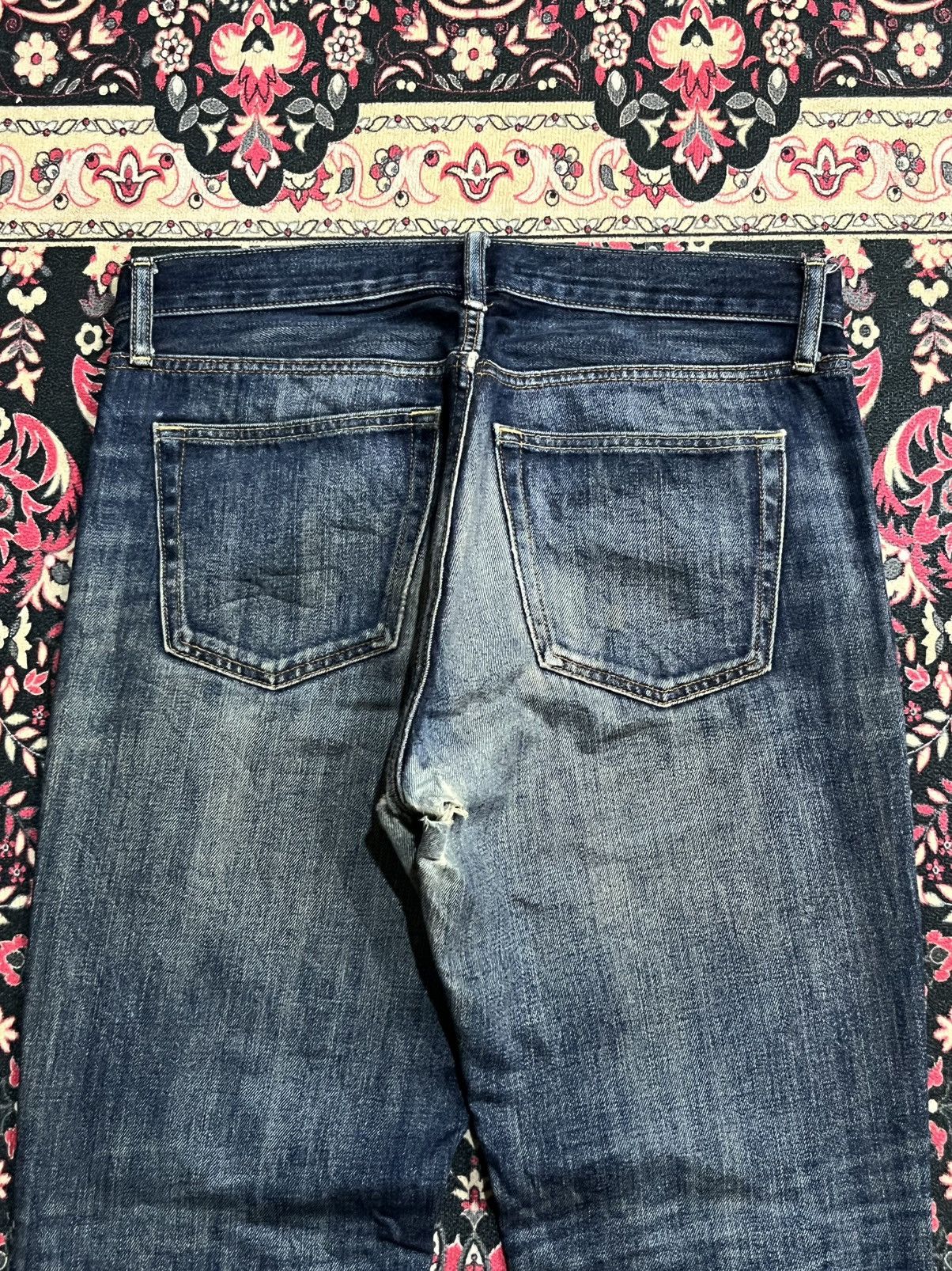 Uniqlo Vintage Uniqlo Dark Blue Washed Straight Leg Jeans Size US 32 / EU 48 - 7 Thumbnail