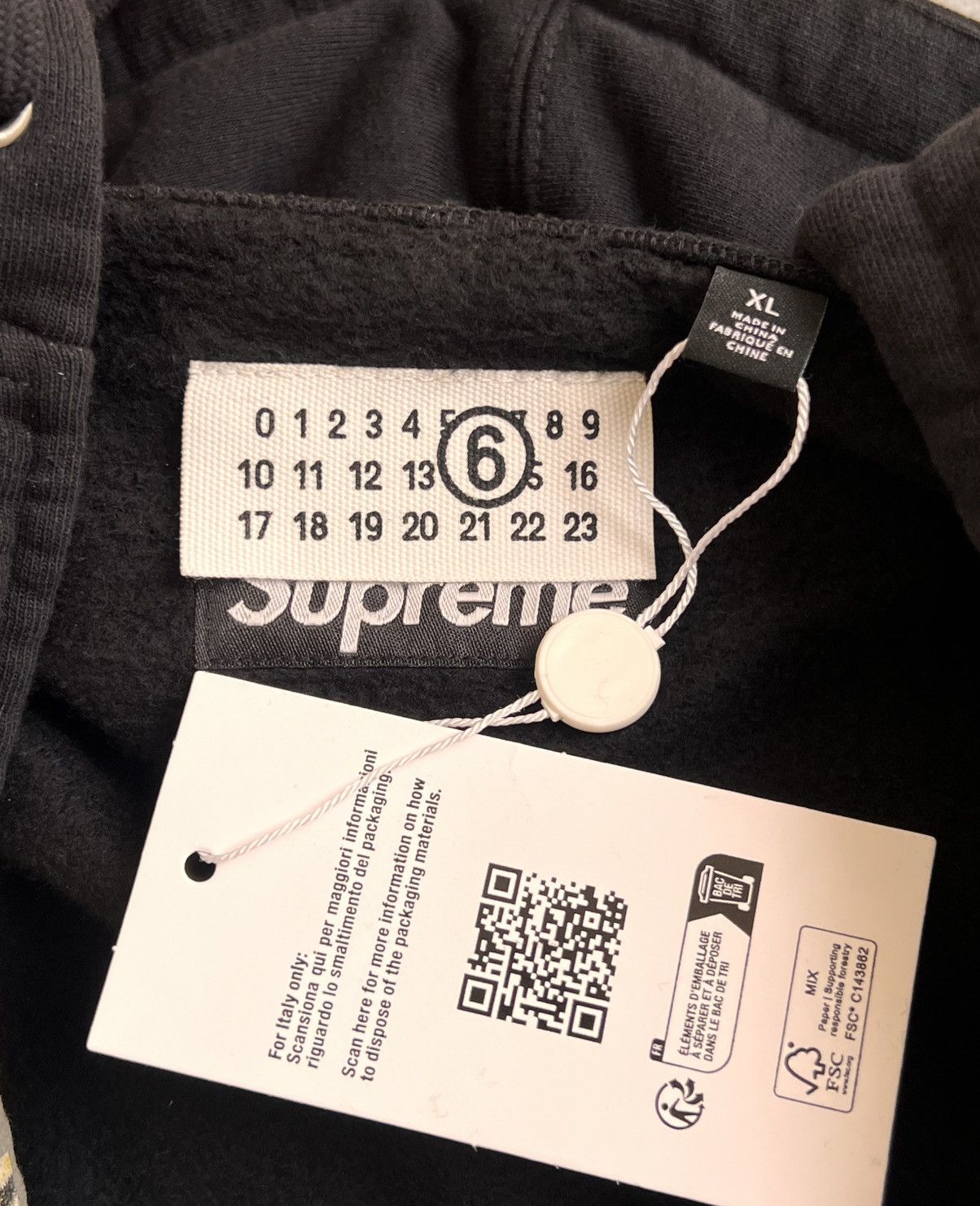 Maison Margiela × Supreme Supreme MM6 Maison Margiela Eagle Zip Up Hooded Sweatshirt Size US XL / EU 56 / 4 - 10 Thumbnail
