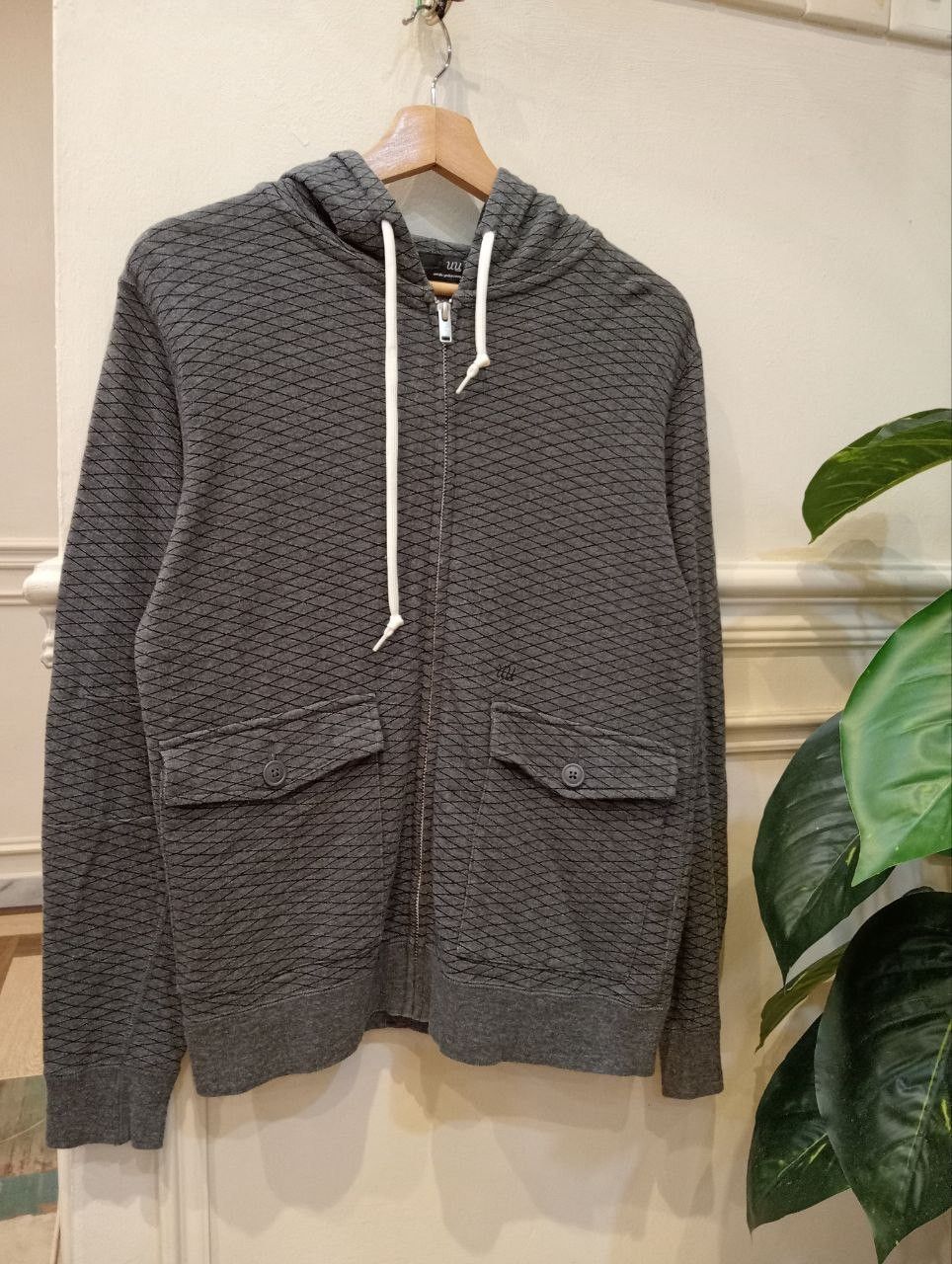 Undercover UNIQLO x UNDERCOVER UU GREY HOODIE Size US L / EU 52-54 / 3 - 1 Thumbnail