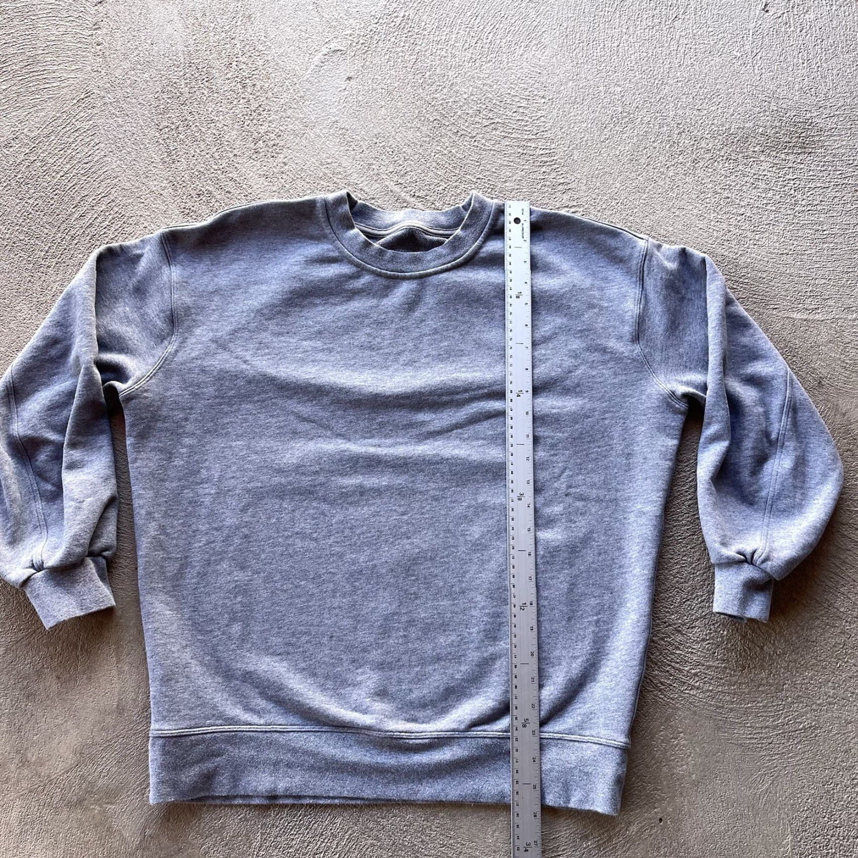 Lululemon Lululemon Sweatshirt Womens 8 Gray Oversized Crew Pullover Activewear Logo Size M / US 6-8 / IT 42-44 - 6 Thumbnail
