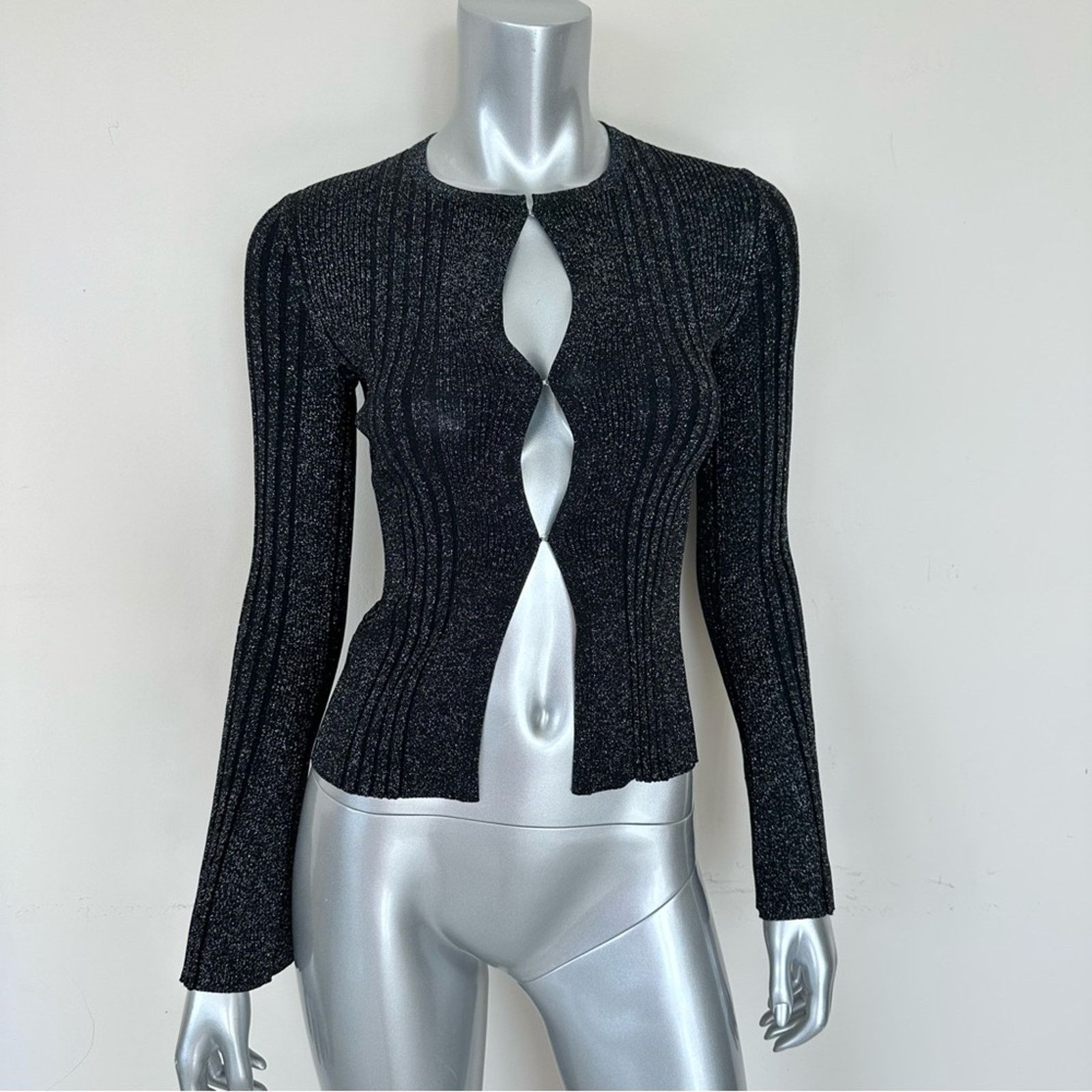 NWT!!! Solid and striped shimmer top size XS Retail 268$