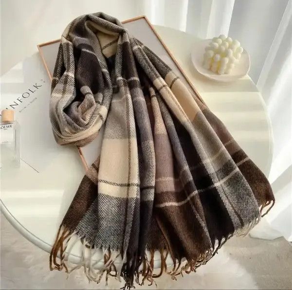 Designer × Japanese Brand Scarf Women Cashmere Winter Size ONE SIZE - 3 Thumbnail