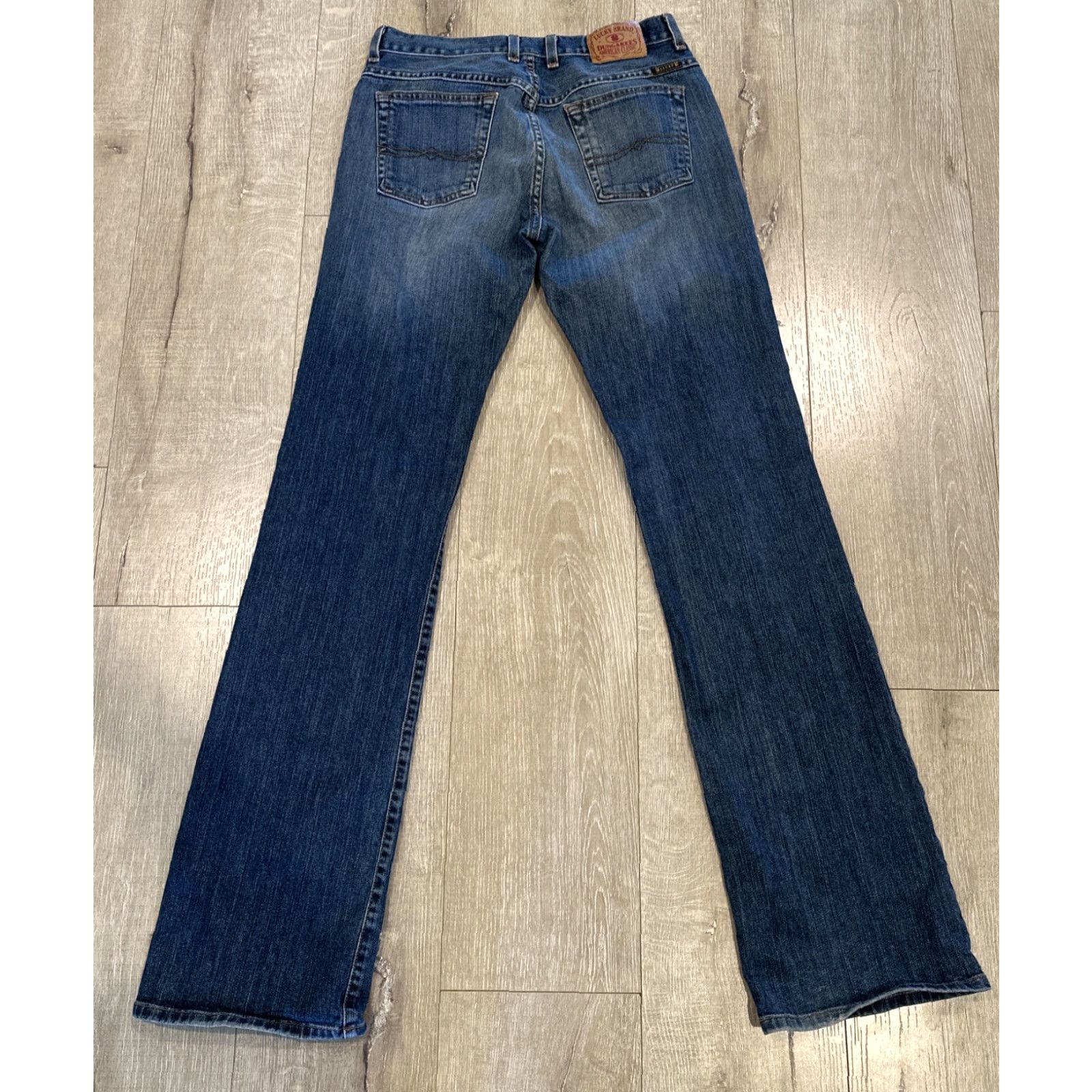 Lucky Brand LUCKY BRAND DUNGAREES Jeans Women's Size 6/28 Medium Wash Distressed 30x34 Made in USA Size 28" / US 6 / IT 42 - 4 Thumbnail