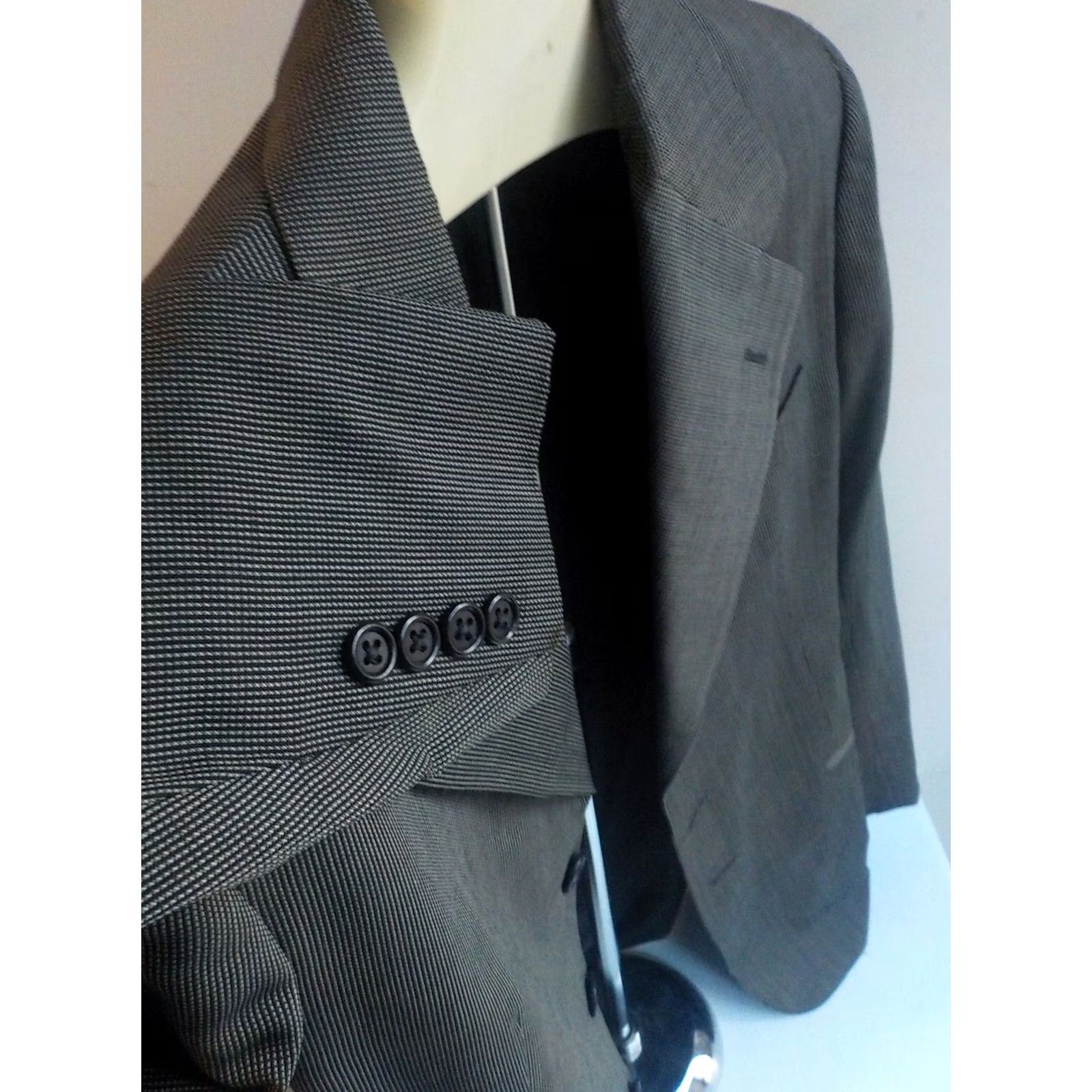 Vintage VINTAGE Ralph Lauren Blue Label 2 PC Pants Suit Wool Black/Ivory Size 4 Womens USA 100% Wool Pleated Front 2 Piece Suit Size 27" / US 4 / IT 40 - 4 Thumbnail