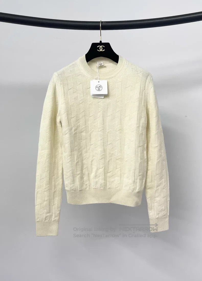 Hermes Hermes White H Pattern Knit Sweater with Twisted Texture Size XS / US 0-2 / IT 36-38 - 1 Thumbnail