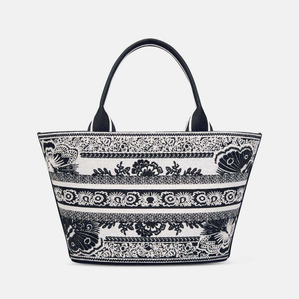 Dior o1bcso1str1124 Size: OS / Hat Basket Bag in White/Black Size ONE SIZE - 4 Thumbnail