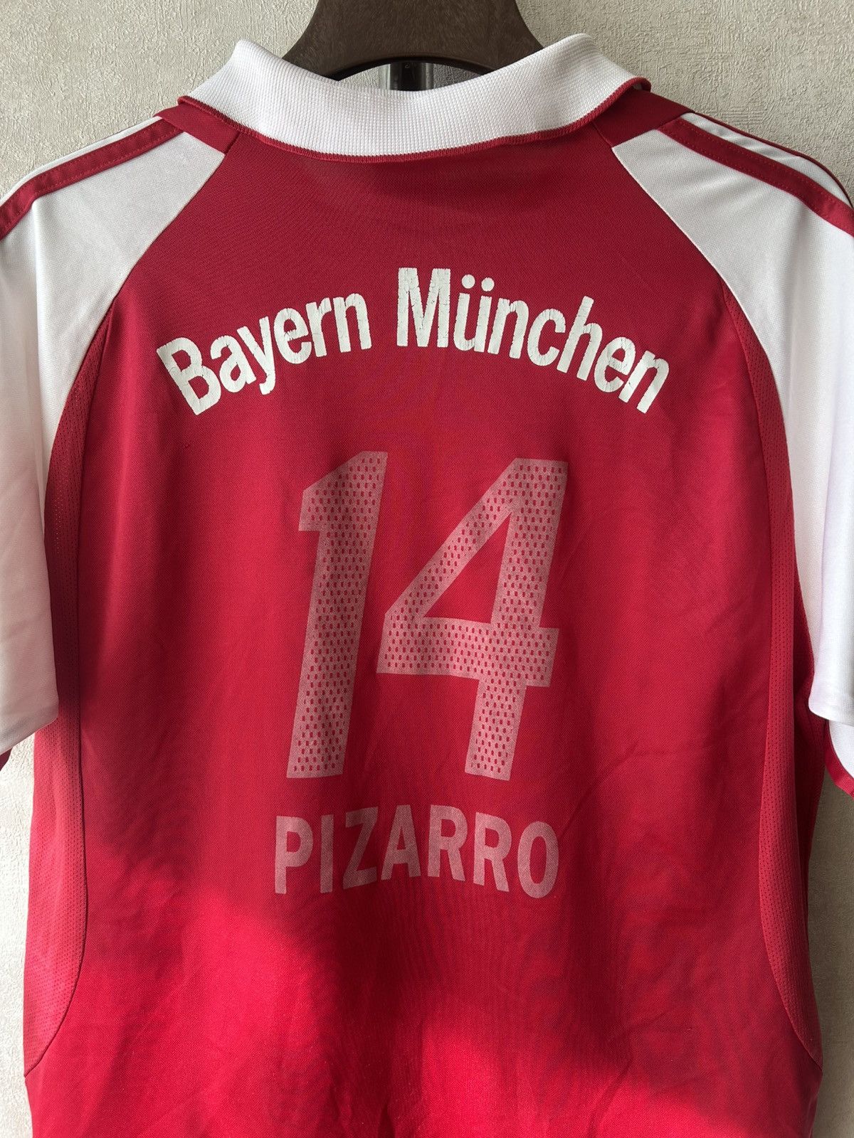 Adidas Adidas Bayern Munich 2003-2005 #14 Pizzaro Soccer Jersey Size US S / EU 44-46 / 1 - 5 Thumbnail