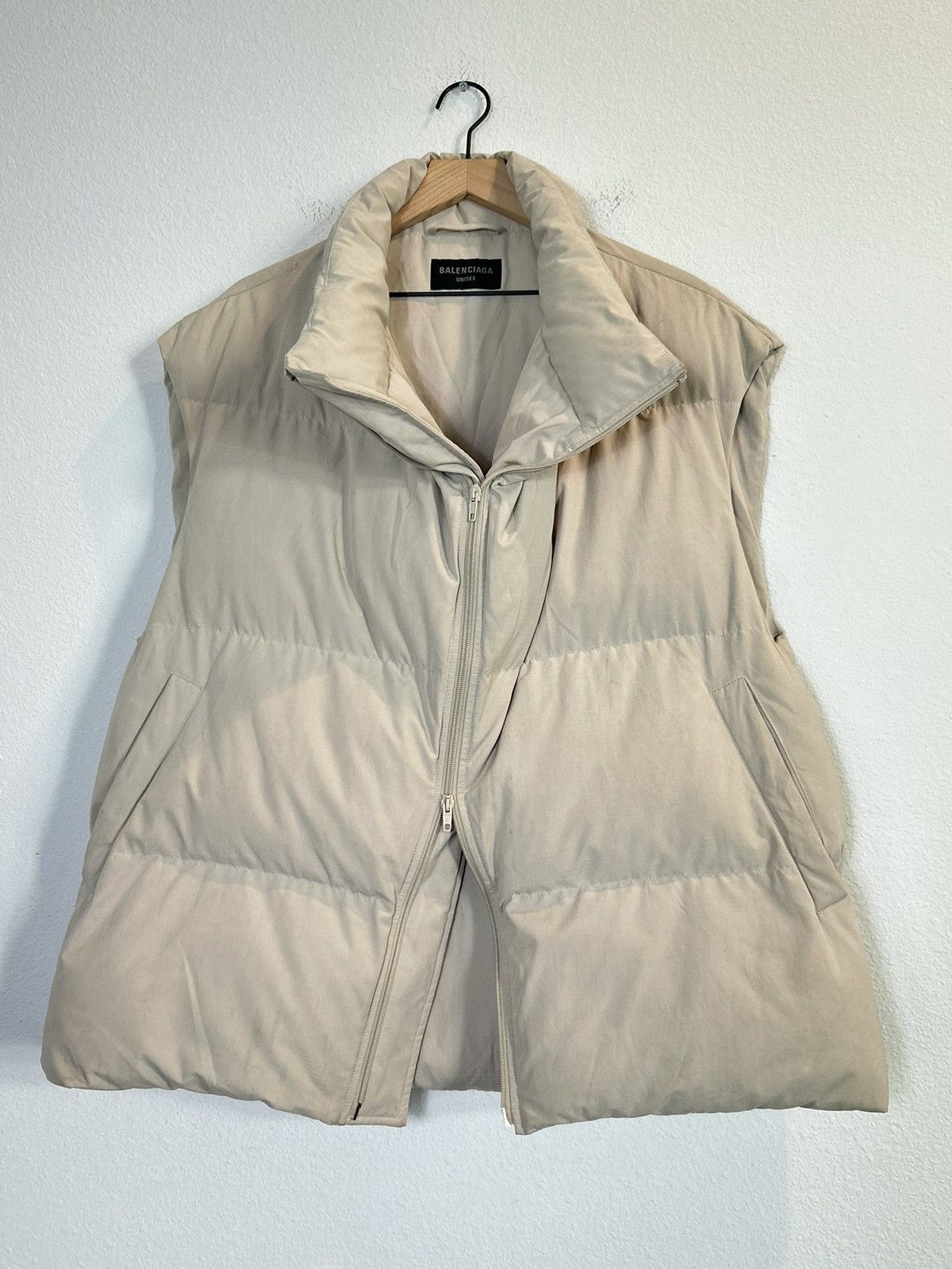 Balenciaga FW22 Oversized Nylon Puffer Vest Size US L / EU 52-54 / 3 - 2 Thumbnail