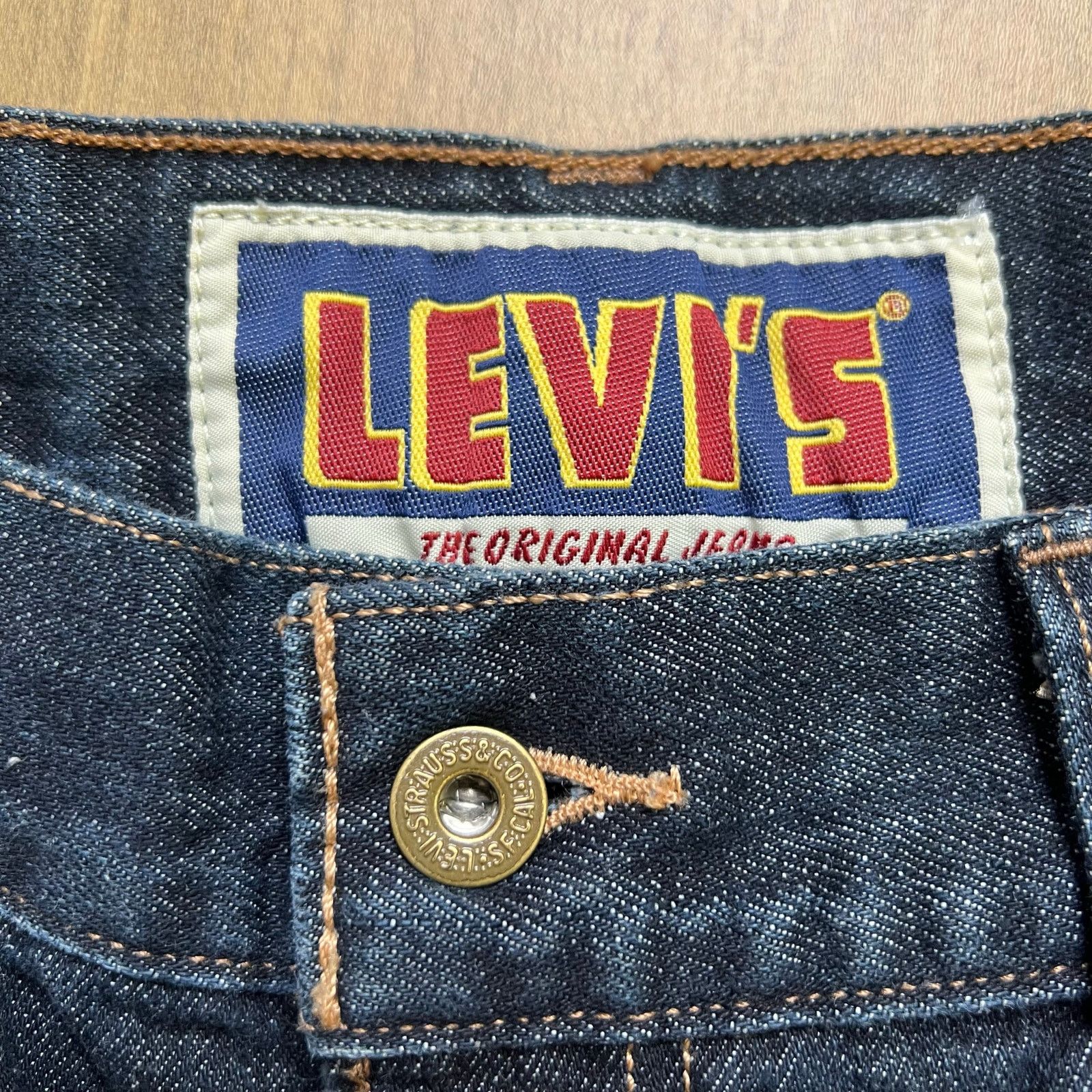Levi's Vintage Levi's 579 Baggy Jean Shorts Mens 34 Blue Denim Y2K Size US 34 / EU 50 - 3 Thumbnail