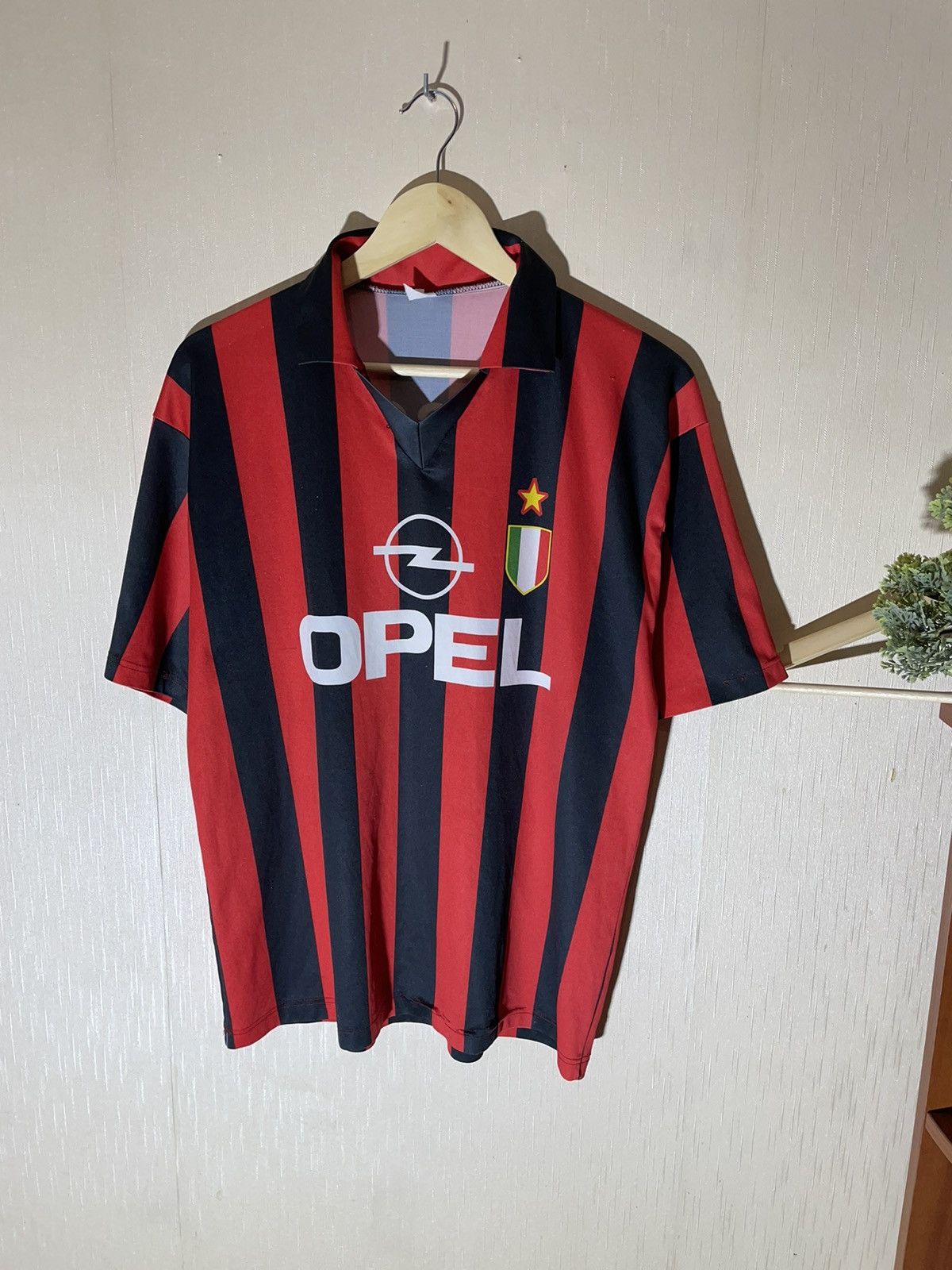 Vintage Baggio #18 Milan retro y2k jersey 90s Size US XL / EU 56 / 4 - 2 Thumbnail