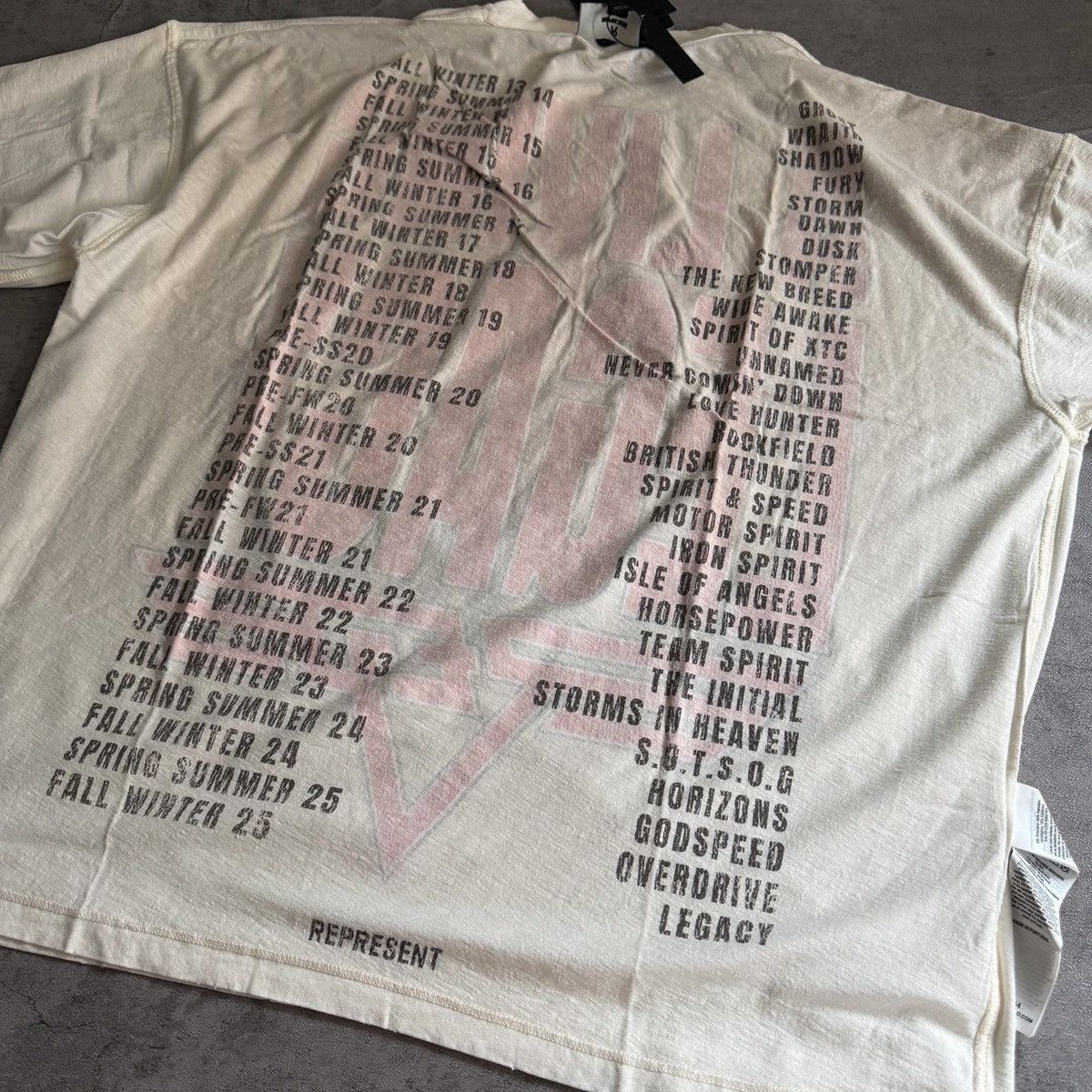 Represent Clo. Represent Living Legacy T-Shirt Reversible Size US S / EU 44-46 / 1 - 5 Thumbnail