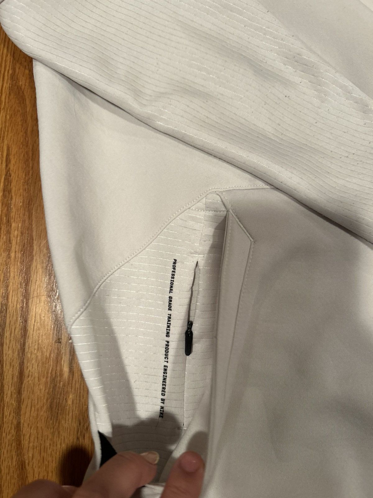 Nike Nike Pro Dri-FIT Hoodie – White/Black Pullover (Size S) Size US S / EU 44-46 / 1 - 3 Thumbnail