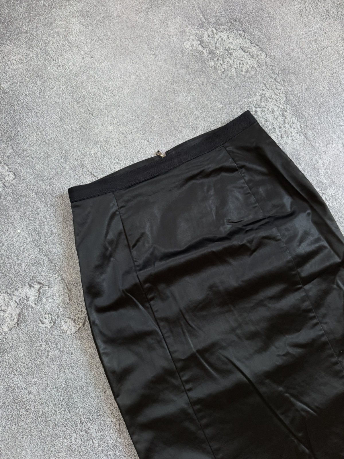 Dolce & Gabbana Dolce & Gabbana 42size pencil black skirt Size 28" / US 6 / IT 42 - 6 Thumbnail
