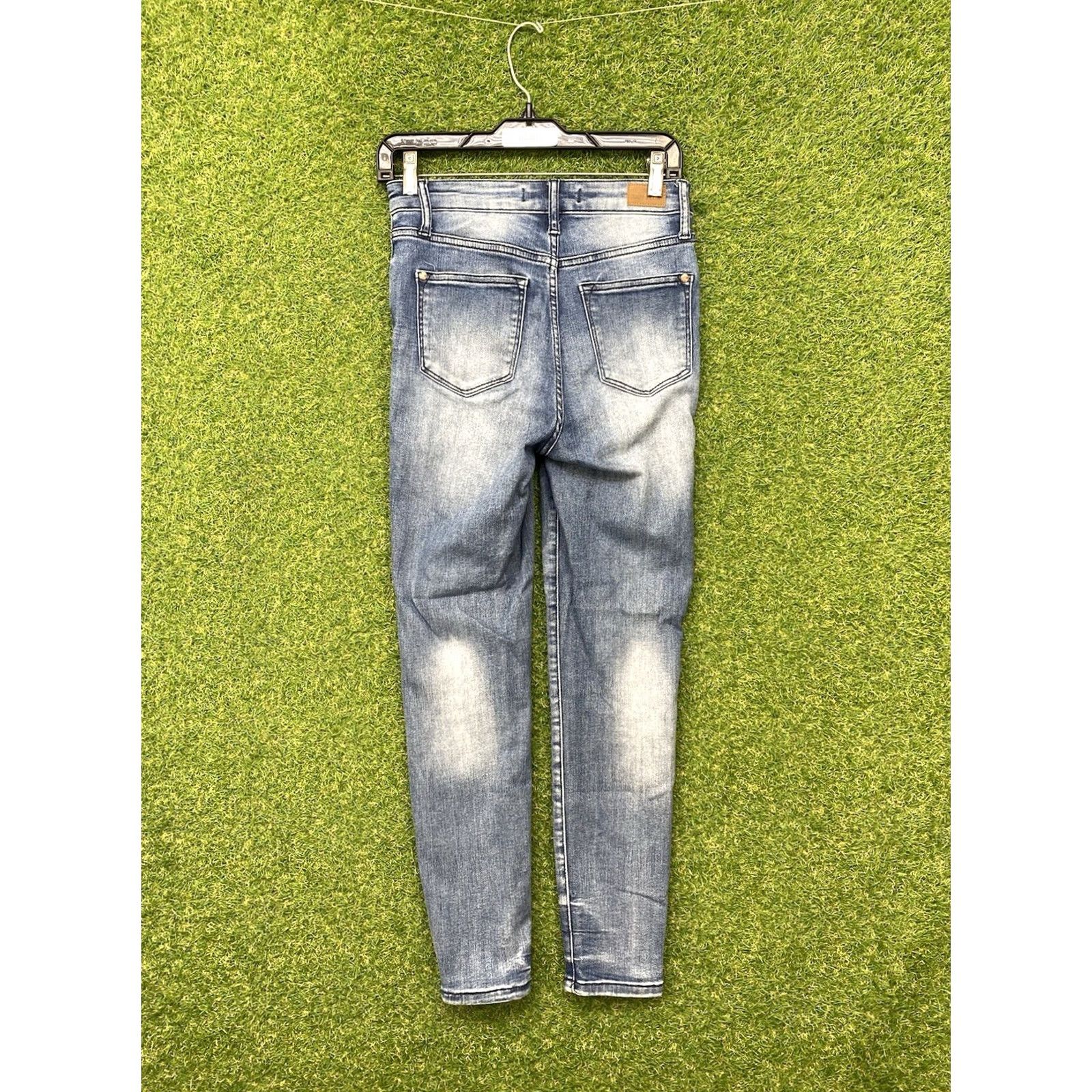 Vintage Judy Blue Jeans Womens 1/25 Mid Rise Skinny Medium Wash Whiskered Slimming 25x25 Blue Denim High-Rise? No, keep strict original words. Size 25" / US 0 / IT 36 - 2 Thumbnail