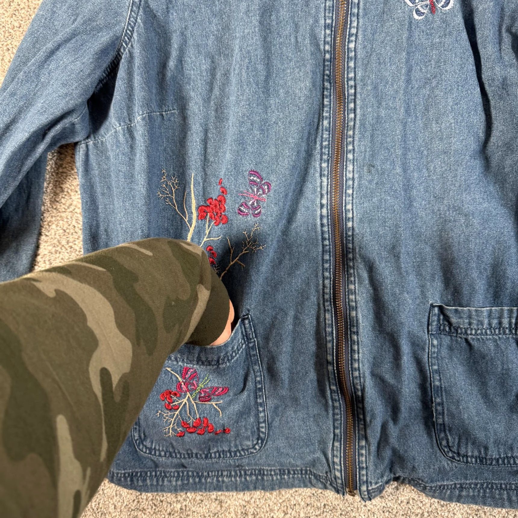 Basic Editions Basic Editions Jacket Women 1X Plus Size Denim Zip Front Floral Butterfly Embroidered Blue Size XL / US 12-14 / IT 48-50 - 5 Thumbnail