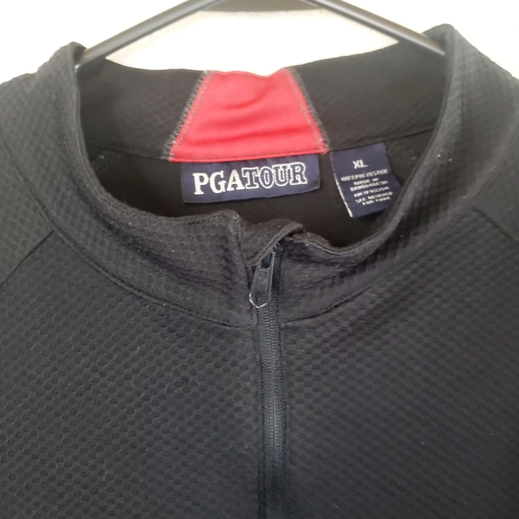 PGA Tour PGA TOUR Jacket Black with Red Trim XL Men's Polyester Full Zip Pockets Long Sleeve Size US XL / EU 56 / 4 - 5 Thumbnail
