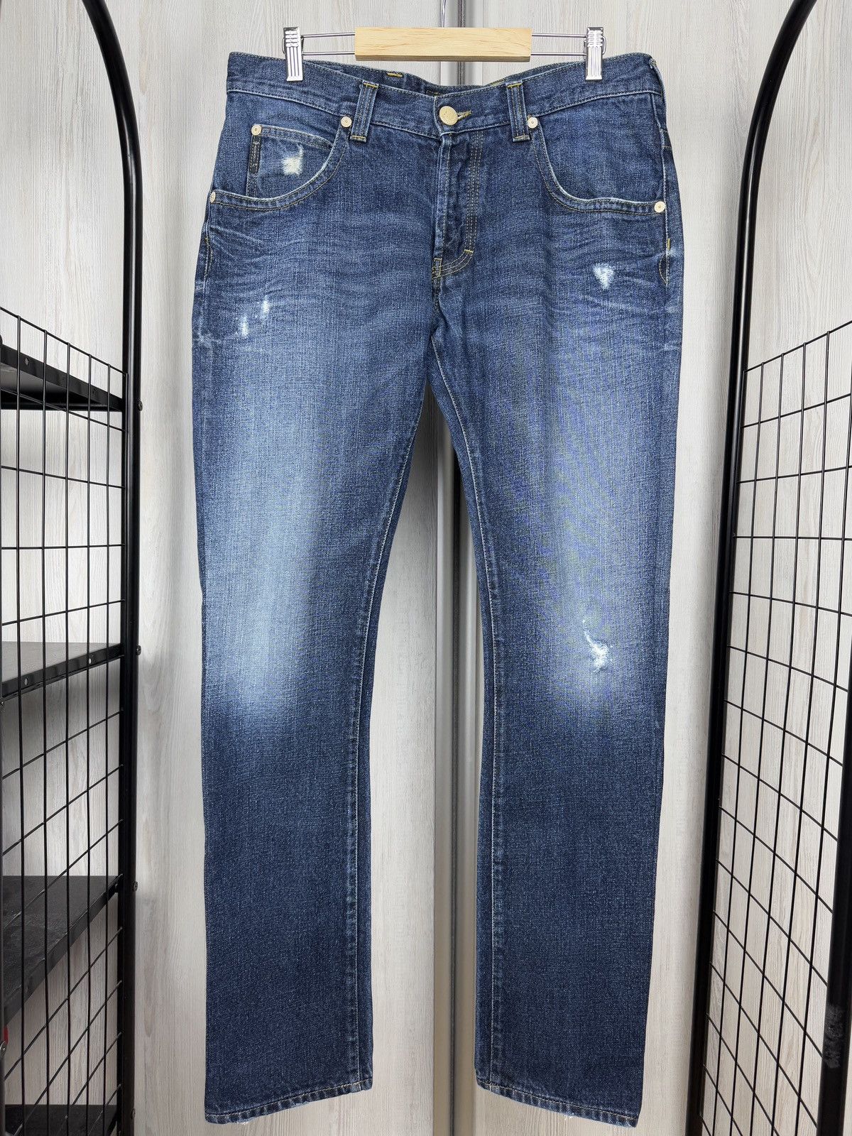 Armani ARMANI JEANS Men's Blue Distressed Denim Big Logo Jeans 33 Size US 33 - 4 Thumbnail