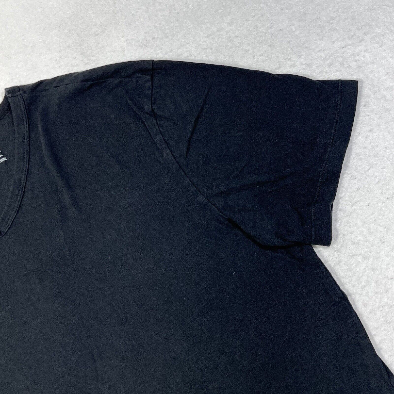 Columbia Columbia Sportswear V-Neck Pullover Logo T Shirt Size US L / EU 52-54 / 3 - 4 Thumbnail