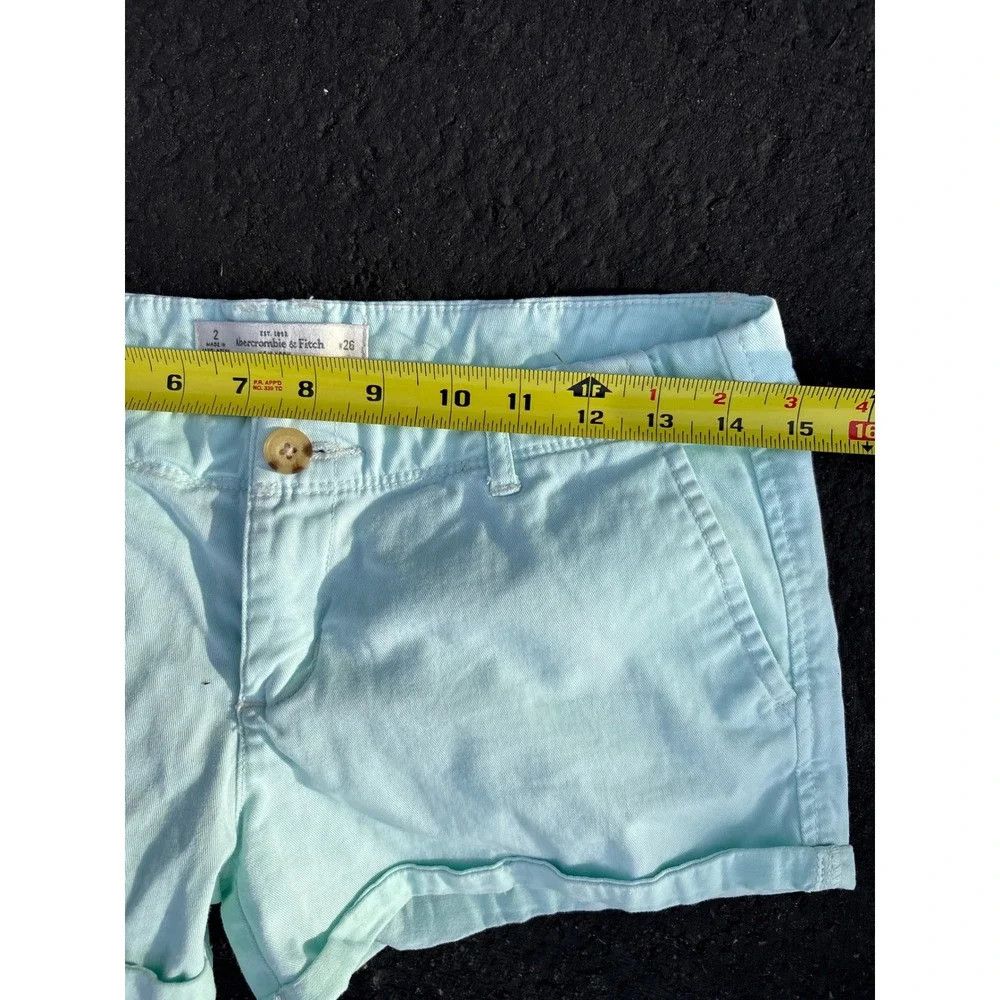 Abercrombie & Fitch Abercrombie & Fitch Chino Shorts Size 2 Low Rise Cuffed Size 26" / US 2 / IT 38 - 2 Thumbnail