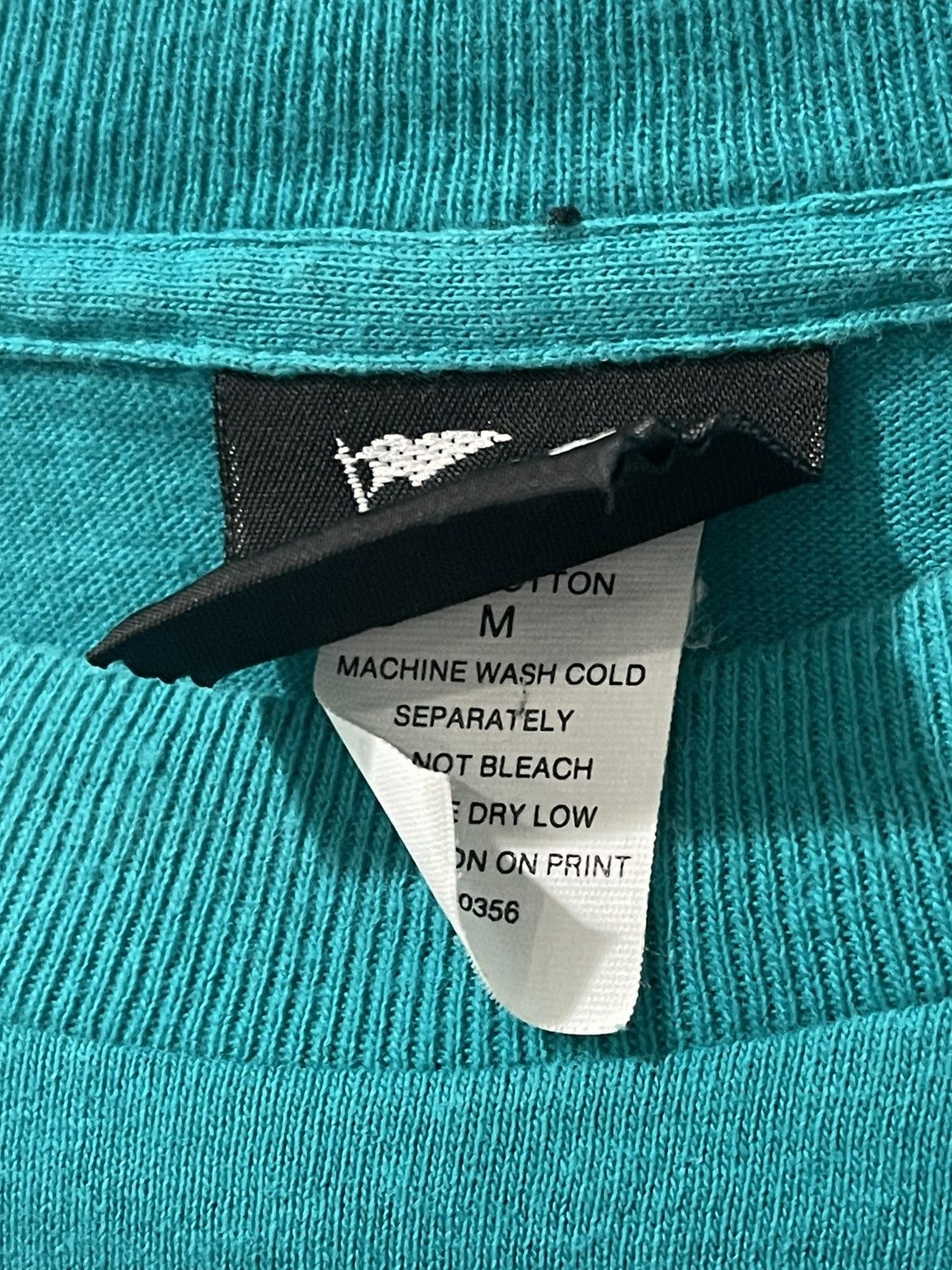 Gotcha × Vintage Vintage 90s Gotcha Surf Neon Box Logo SS Shirt Size Large Size US L / EU 52-54 / 3 - 6 Thumbnail