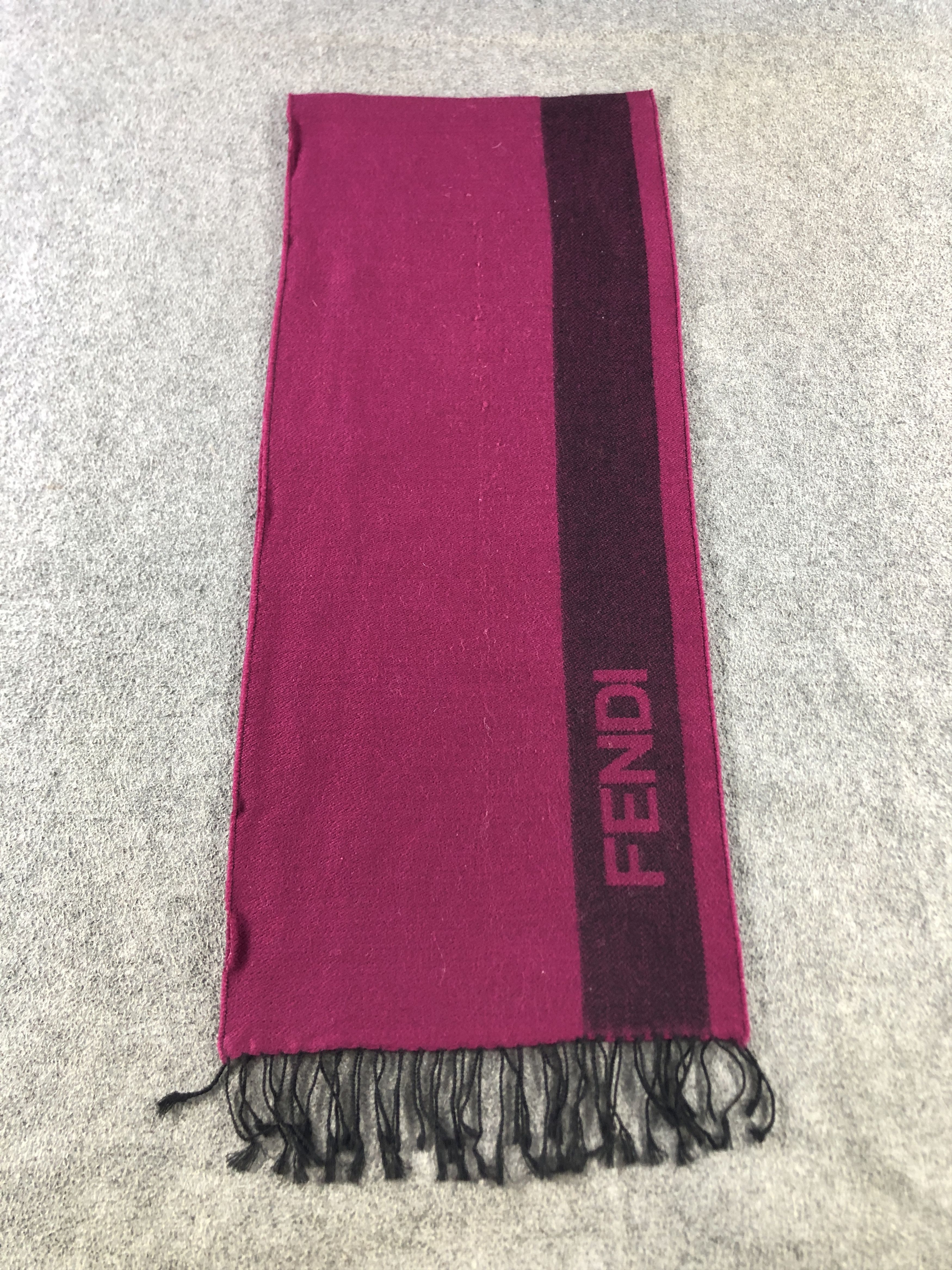 Fendi Fendi Scarf / Muffler / Neckwear P822 Size ONE SIZE - 4 Thumbnail