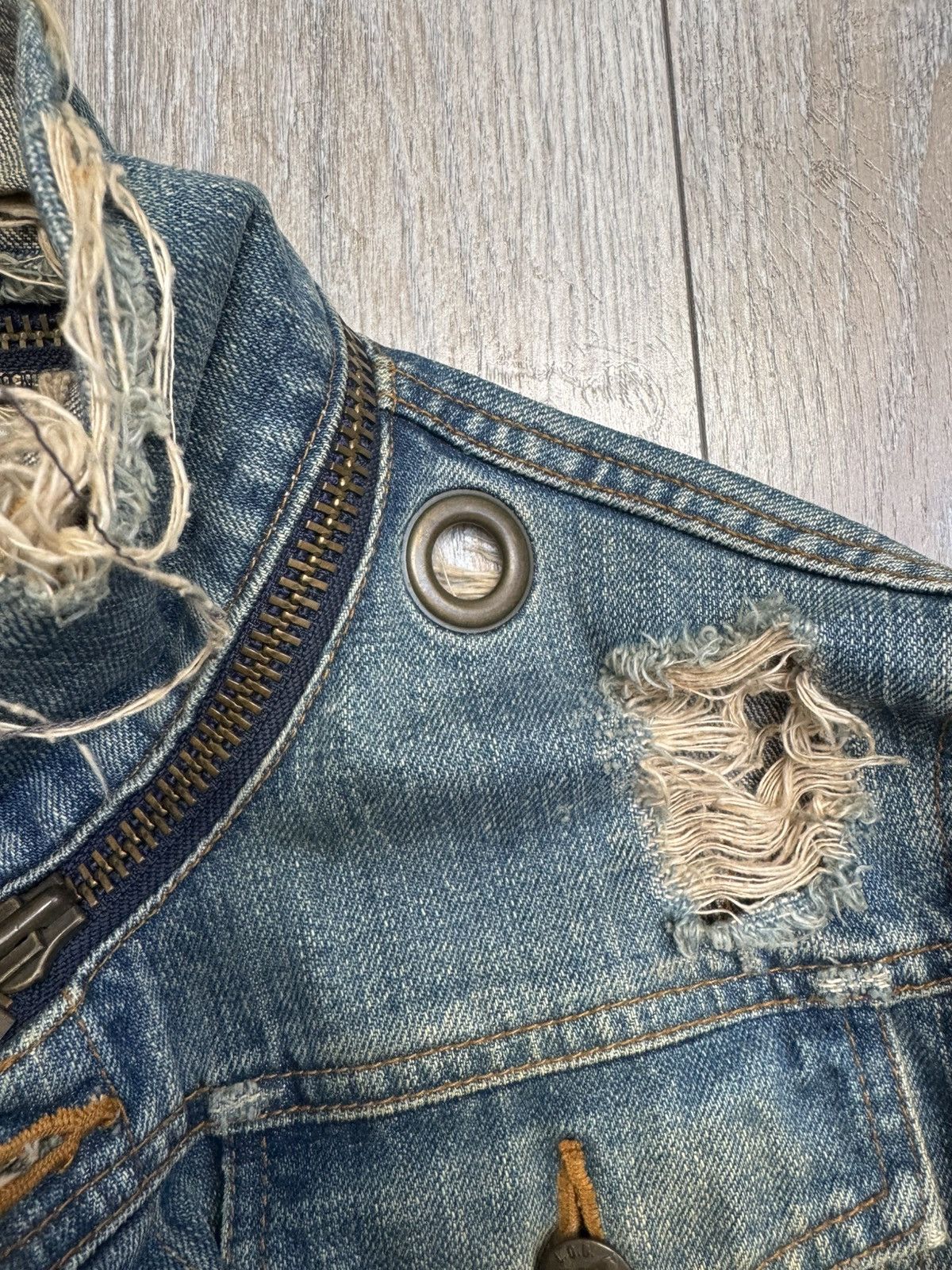 Le Grande Bleu (L.G.B.) LGB le grand bleu distressed denim jacket Size US M / EU 48-50 / 2 - 5 Thumbnail