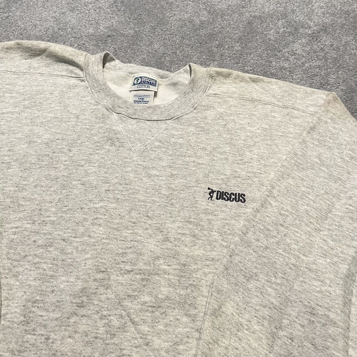 Russell Athletic New Vintage 1990s Discus Athletic Blank Grey Logo Crewneck Size US L / EU 52-54 / 3 - 2 Thumbnail