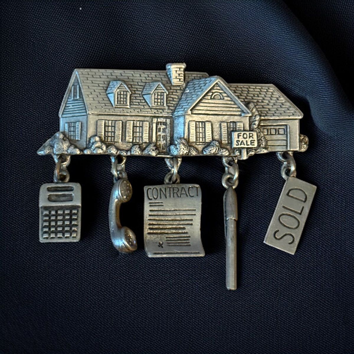 Vintage Vintage Jonette Jewelry pewter house realtor brooch Size ONE SIZE - 1 Thumbnail