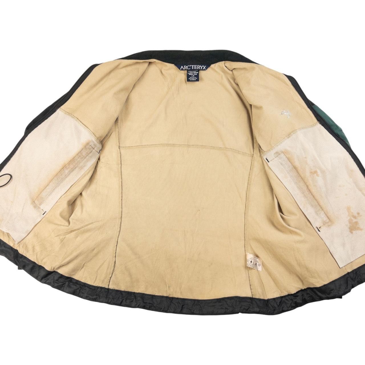 Arc'teryx Vintage Arcteryx Zip Up Jacket Women's Size L Size L / US 10 / IT 46 - 5 Thumbnail