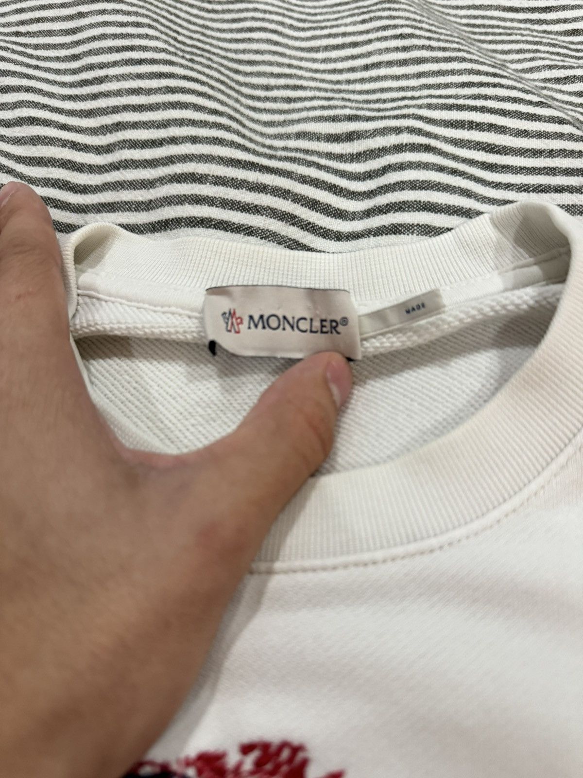 Moncler Moncler Embroidered Sweater Size US S / EU 44-46 / 1 - 2 Thumbnail