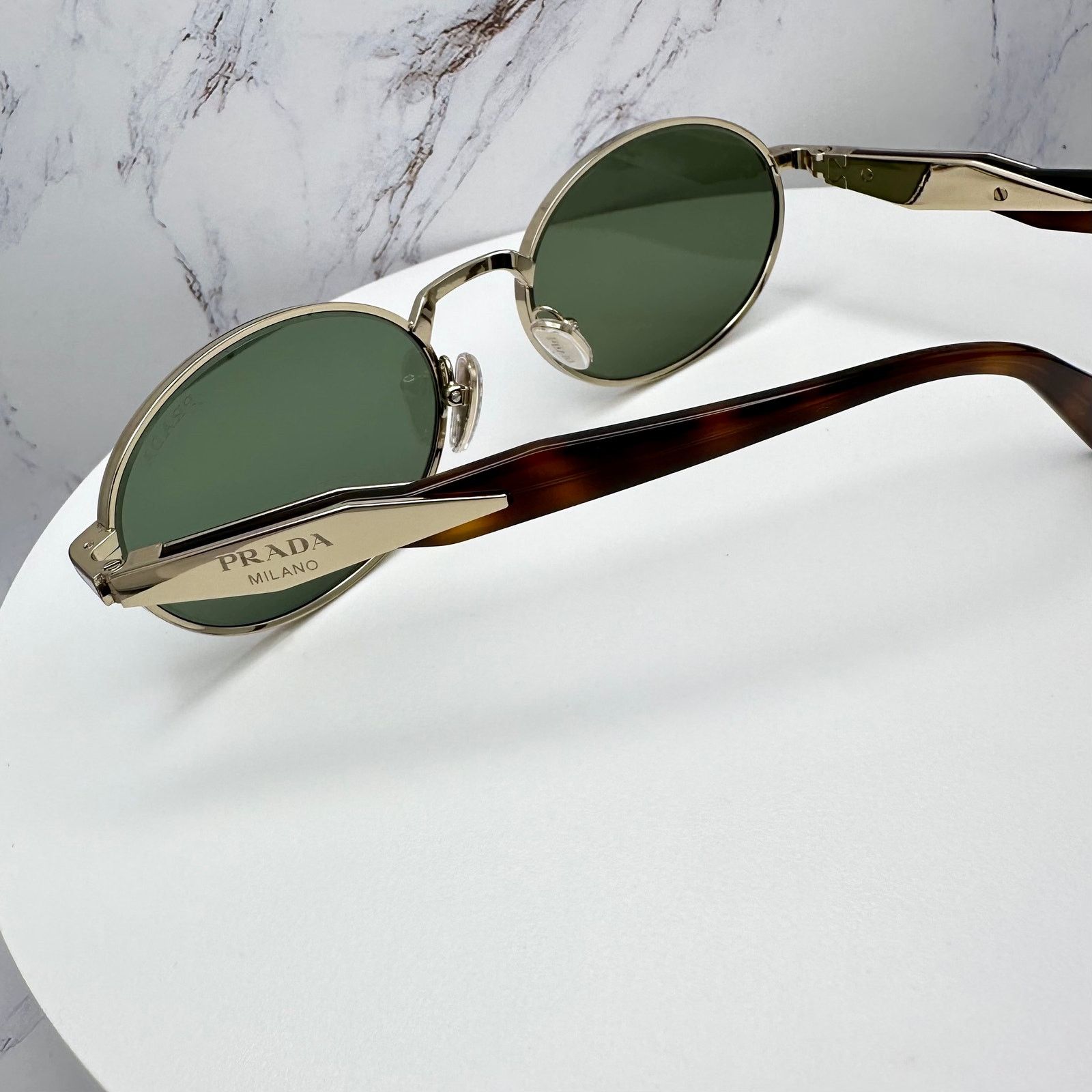 NEW PRADA Sunglasses Gold Metal Oval PR65ZS Green Lens