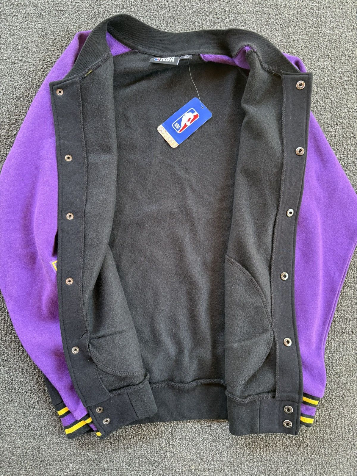 Primark LA Lakers Jacket Men's Medium Varsity Sport Snap Buttons Size US M / EU 48-50 / 2 - 5 Thumbnail