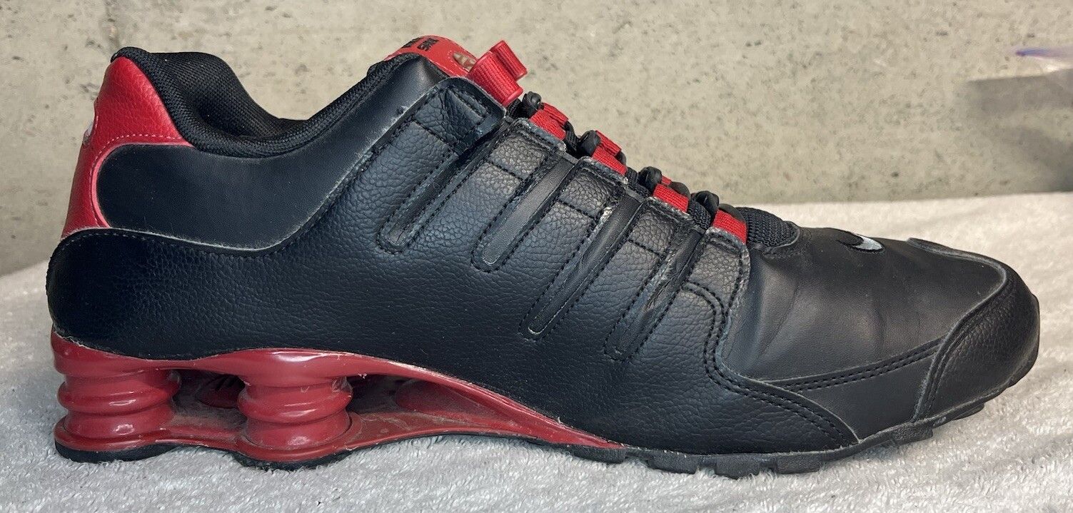 Nike NIKE SHOX NZ EU BLACK SILVER GYM RED MENS SIZE 14 SNEAKERS Size US 14 / EU 47 - 3 Thumbnail