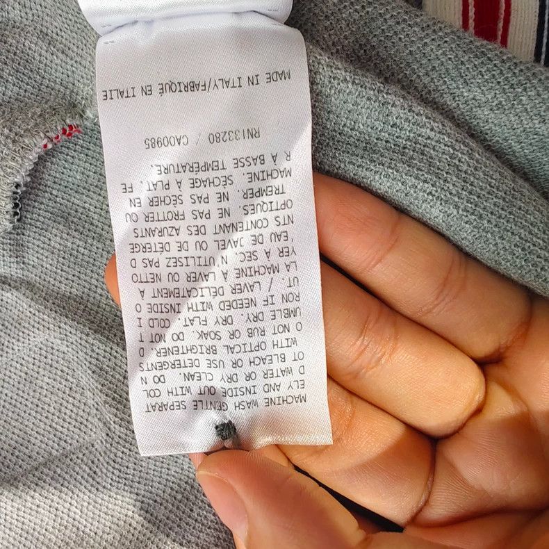 Thom Browne Thom Browne Short sleeves with colored stripes on the back Size US S / EU 44-46 / 1 - 6 Thumbnail