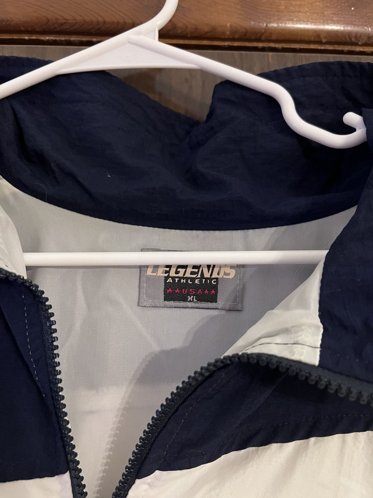 Vintage Vintage 1996 NCAA Mens Final Four Jacket Size US L / EU 52-54 / 3 - 3 Thumbnail