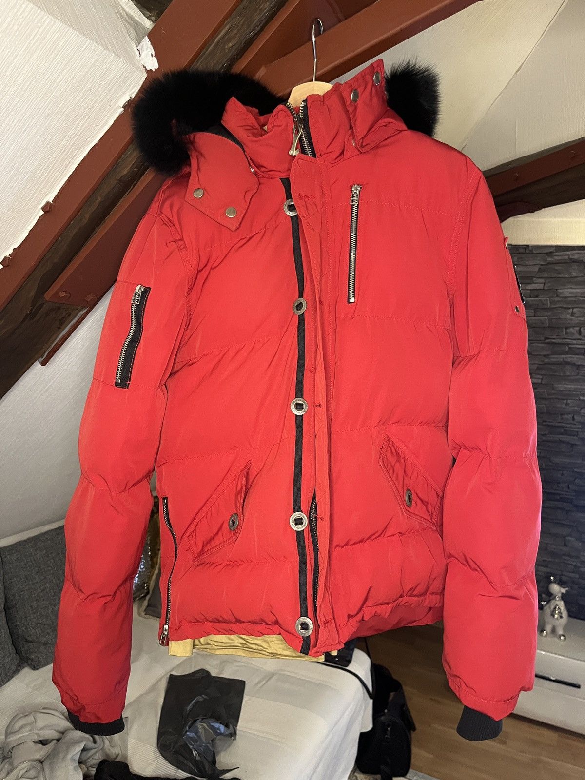 Moose Knuckles Red women’s Moose knuckles puffer jacket with fur hood Size L / US 10 / IT 46 - 21 Thumbnail