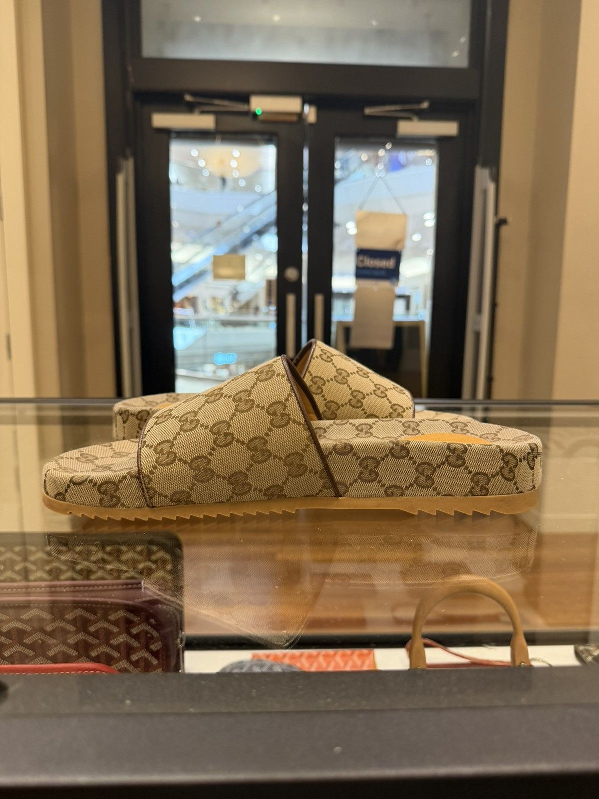 Gucci Gucci GG Slide - Beige Canvas Size US 11 / EU 44 - 3 Thumbnail