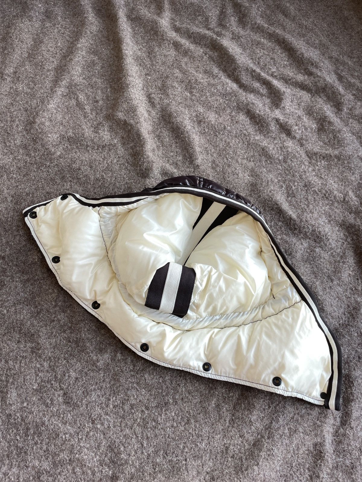 Moncler Moncler Hood Size ONE SIZE - 9 Thumbnail