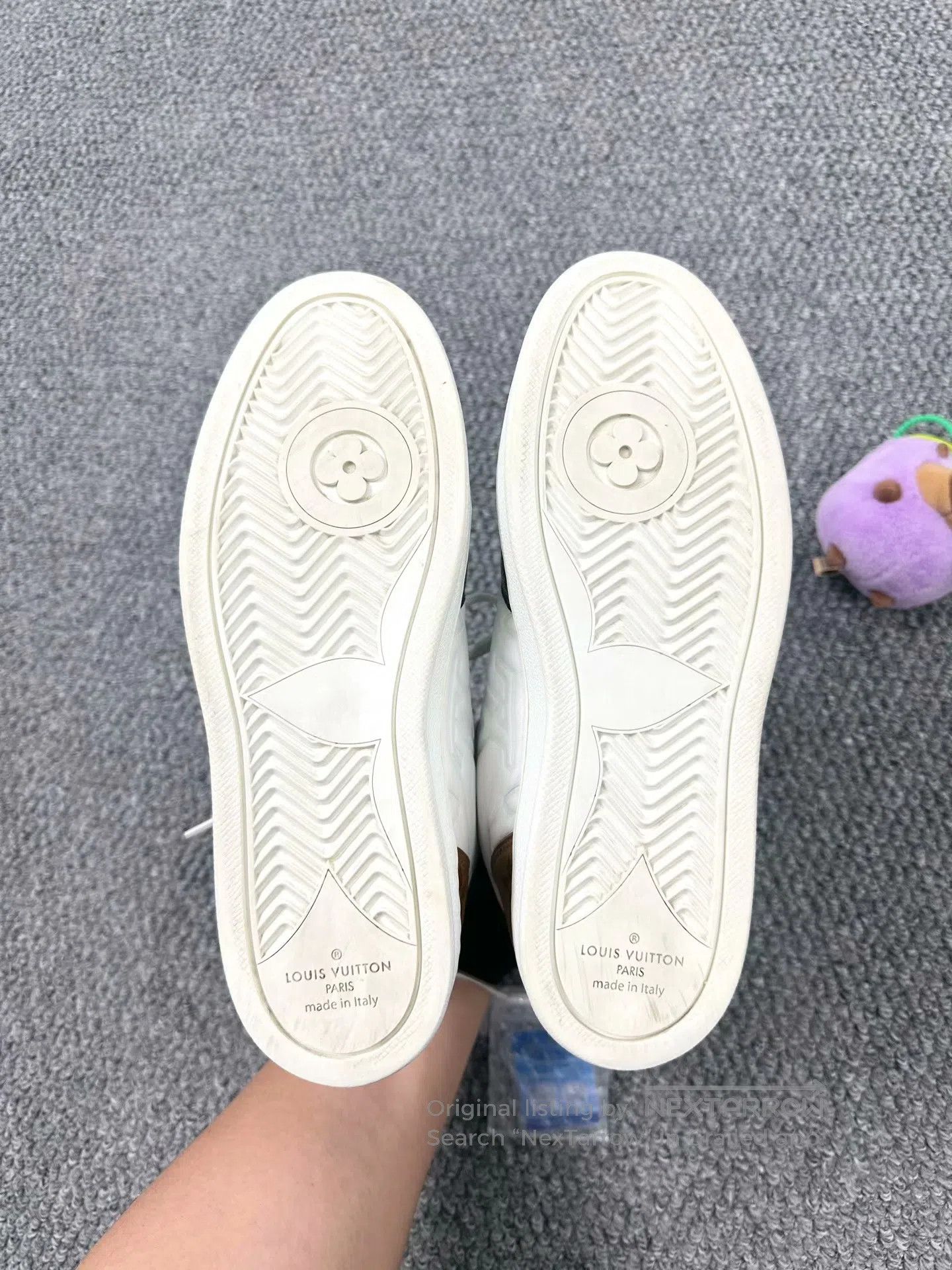 Louis Vuitton Louis Vuitton White and brown embossed logo high-top sneak Size US 7.5 / IT 37.5 - 6 Thumbnail