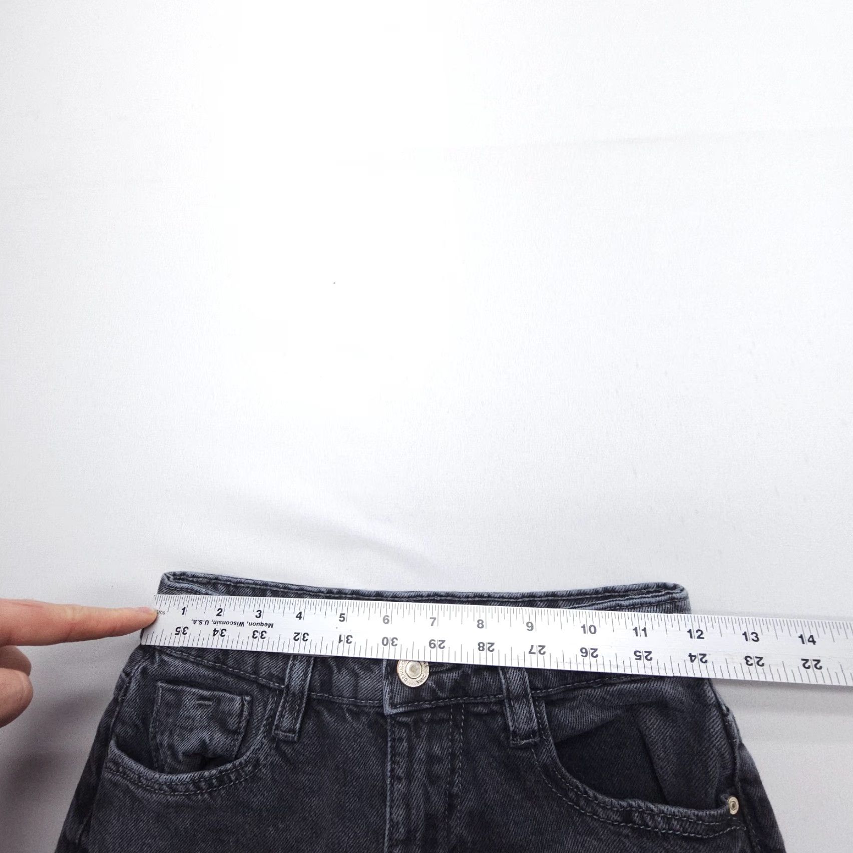 Zara Zara High Rise Mom Jeans Size 2 Black Denim Dark Wash Inseam 27" Regular 5-Pocket Logo Button Women Jeans Size 26" / US 2 / IT 38 - 7 Thumbnail
