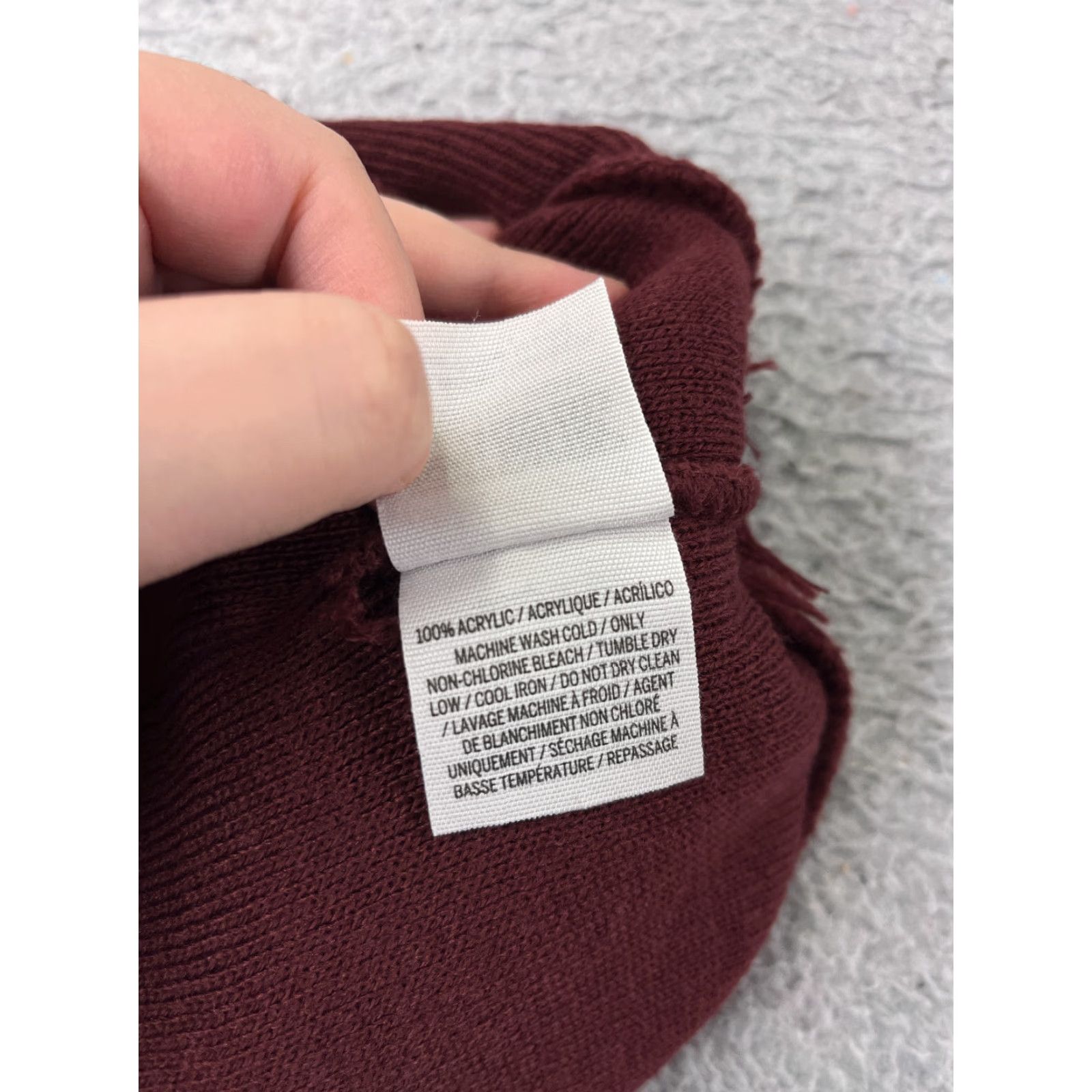 Victoria's Secret Victoria's Secret Beanie Toque Adult One Size Burgundy White Pom Acrylic Size ONE SIZE - 8 Thumbnail