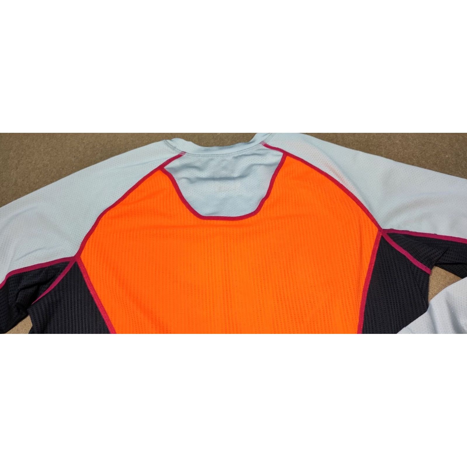 Layer 8 Bjorn Daehlie Womens Base Layer Shirt Small Outdoor Thermal Ski Sport Shirt Size S / US 4 / IT 40 - 3 Thumbnail