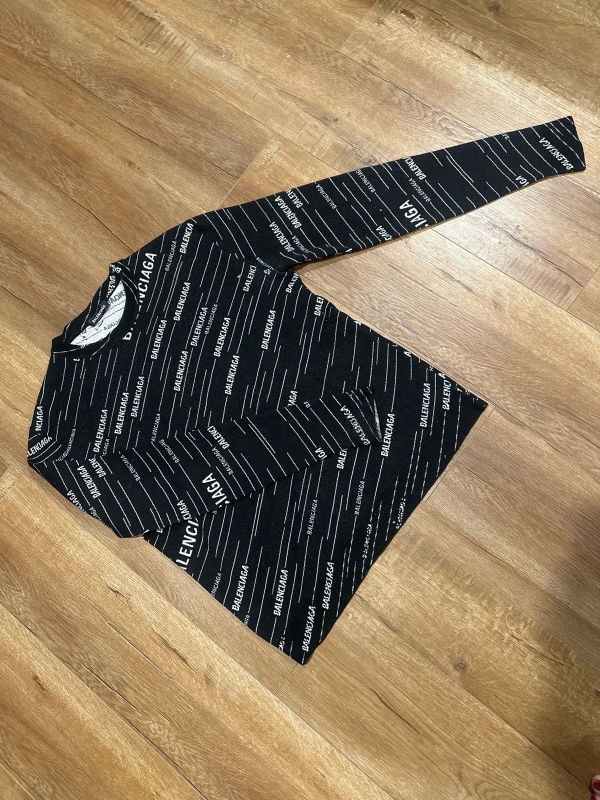 Balenciaga BALENCIAGA Black Wool All Over Logo Print Jumper Sweater Size US XS / EU 42 / 0 - 3 Thumbnail